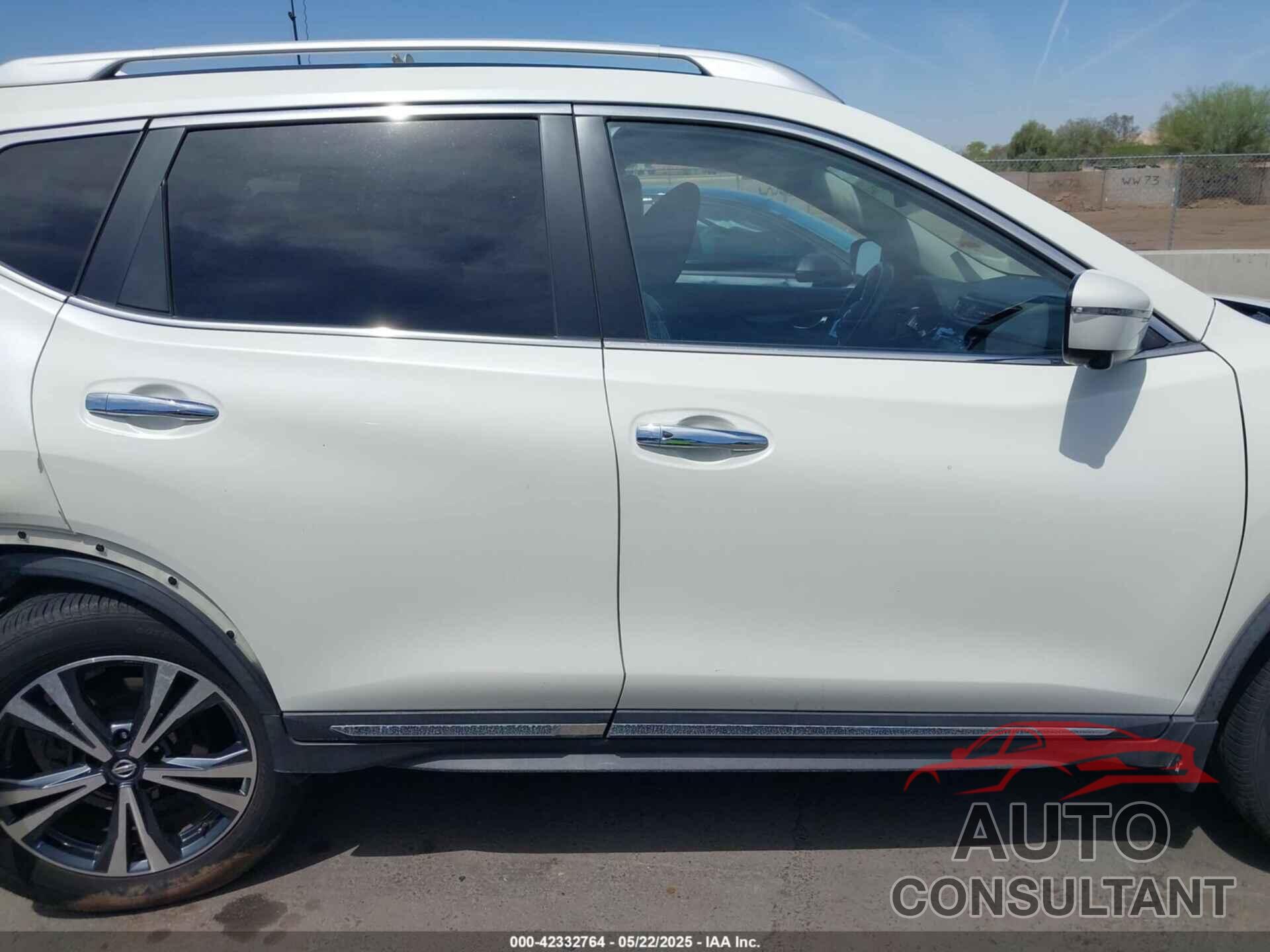 NISSAN ROGUE 2017 - JN8AT2MT5HW404789