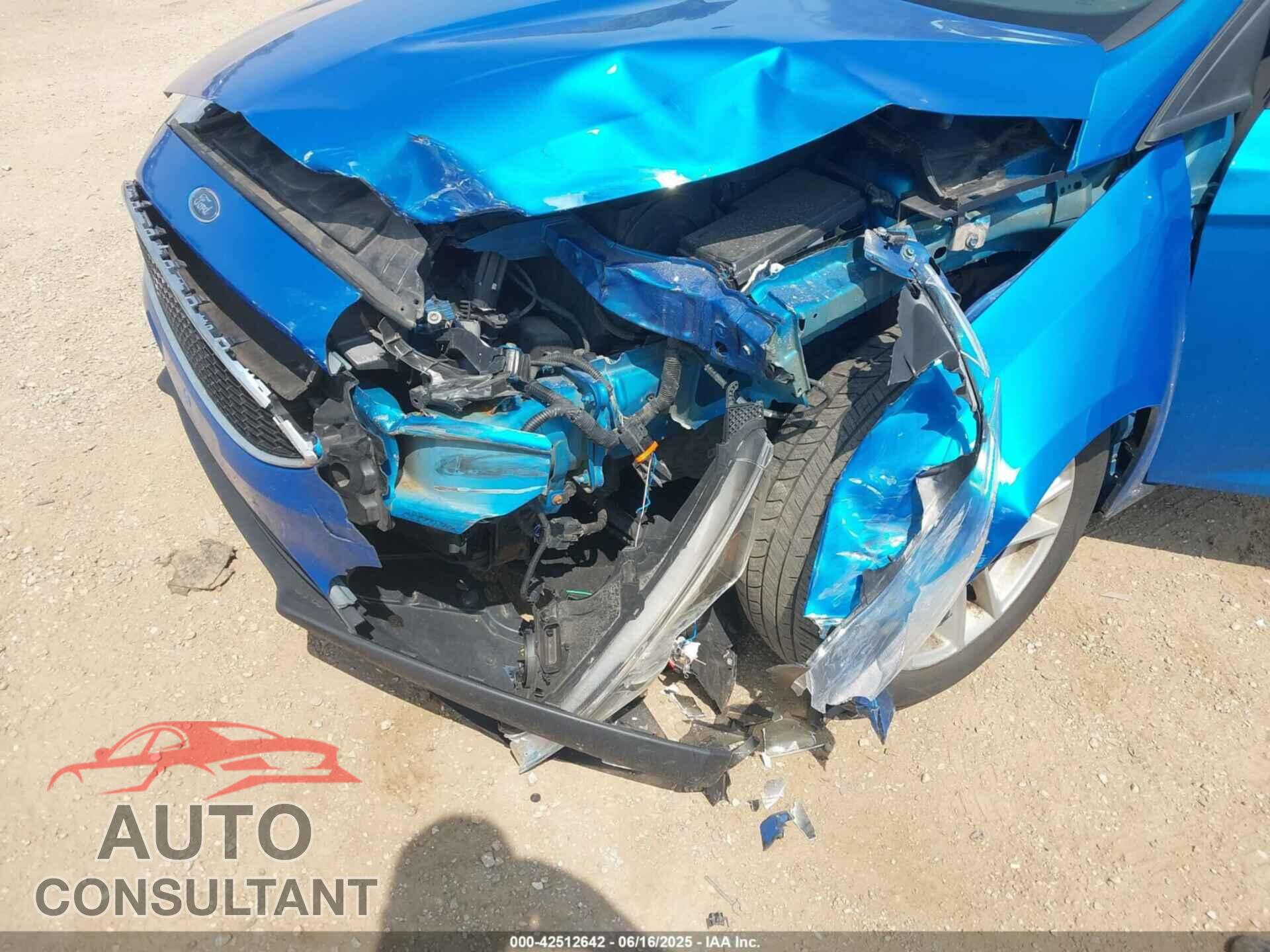 FORD FOCUS 2017 - 1FADP3F26HL242802