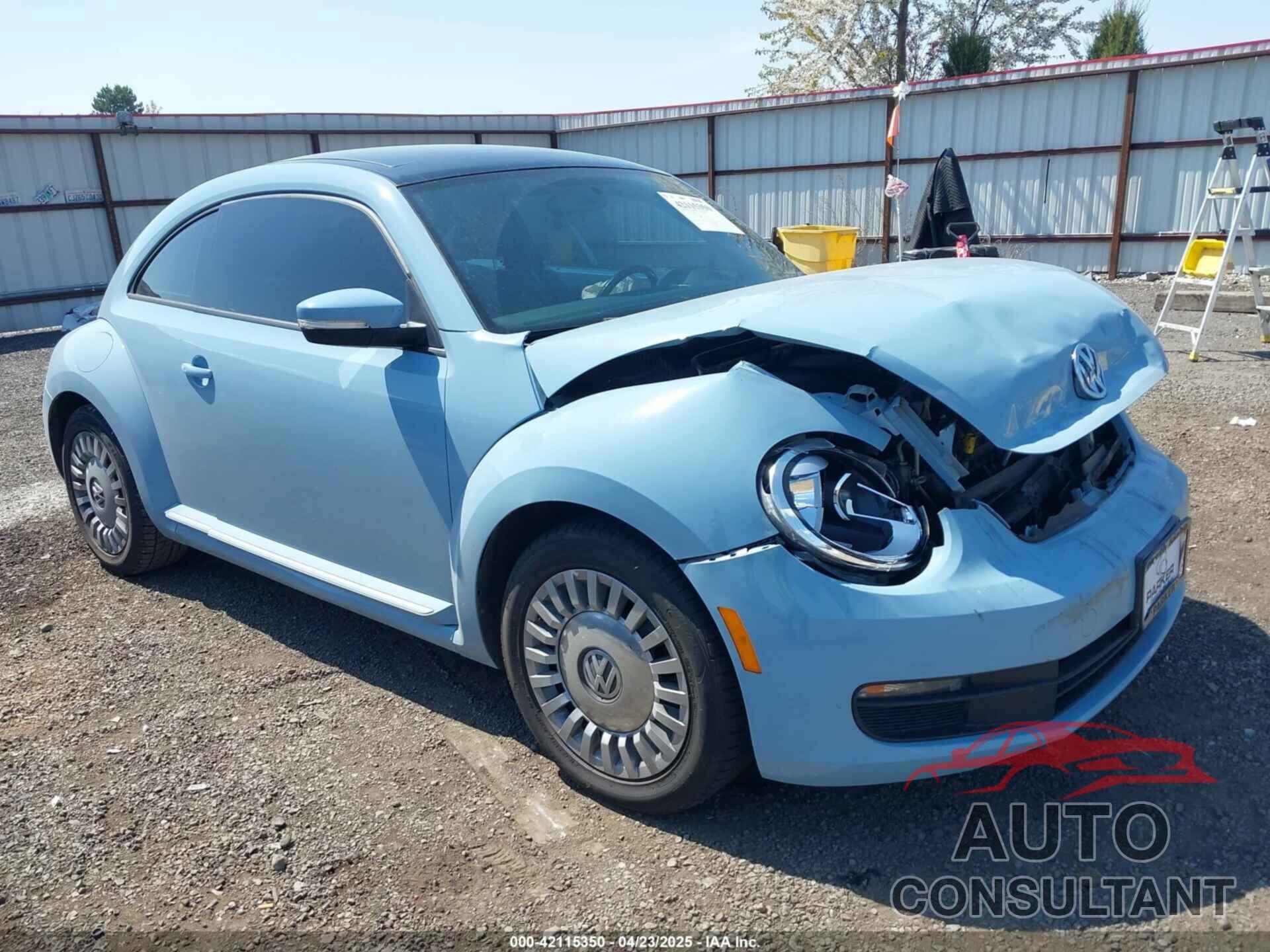 VOLKSWAGEN BEETLE 2014 - 3VWJX7AT2EM633358