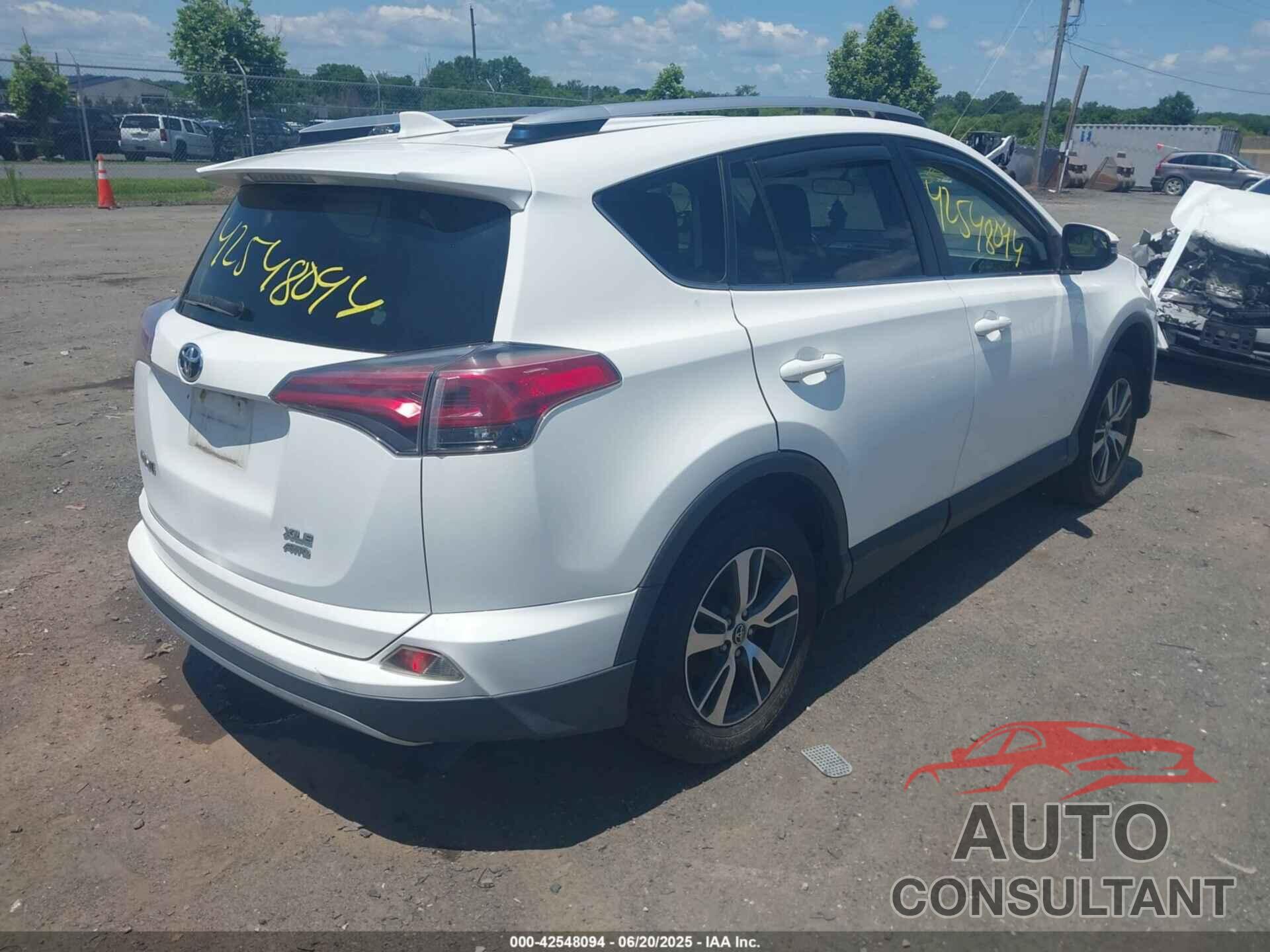 TOYOTA RAV4 2016 - JTMRFREV0GJ073114