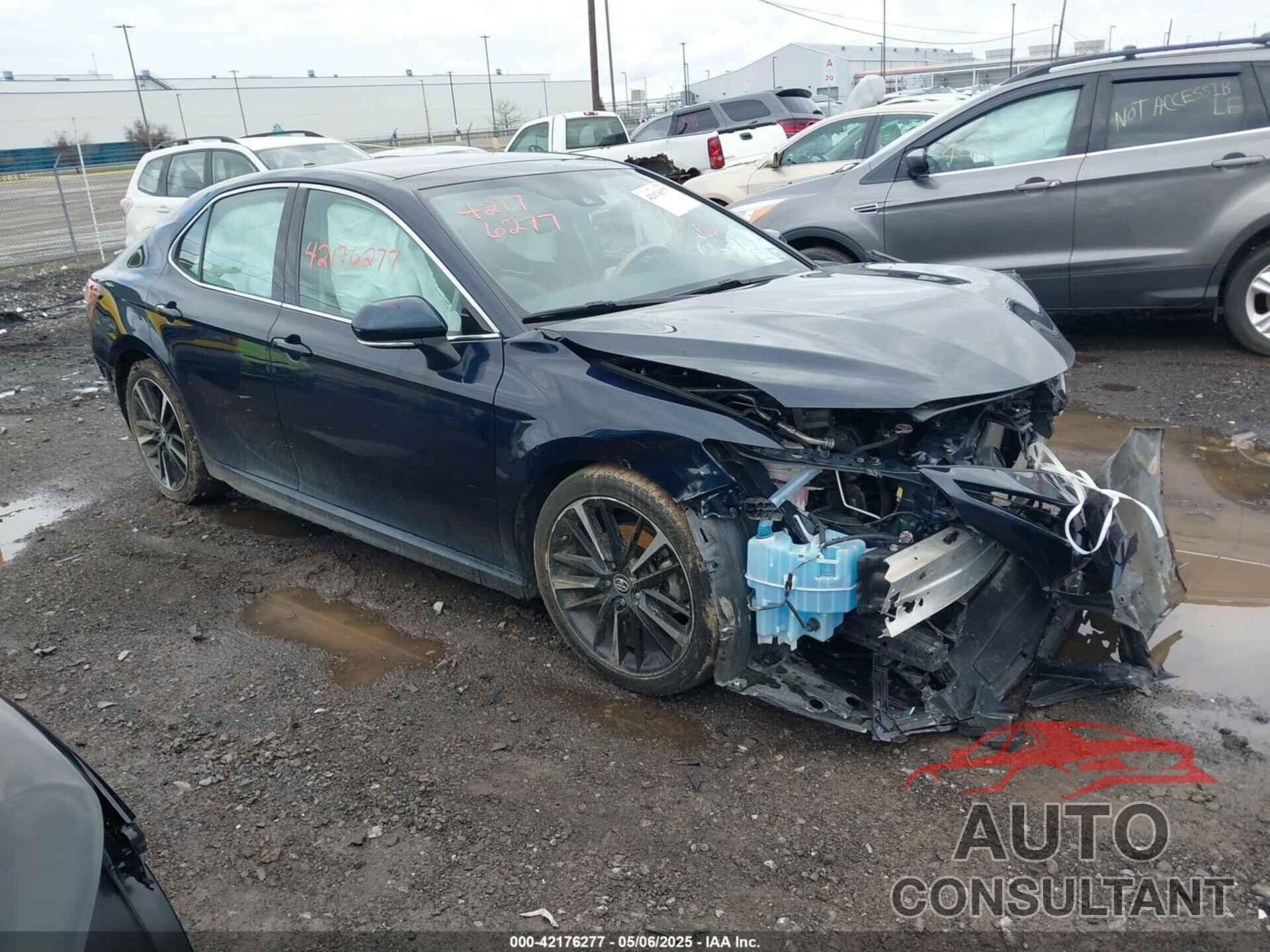 TOYOTA CAMRY 2019 - 4T1B61HK1KU823661