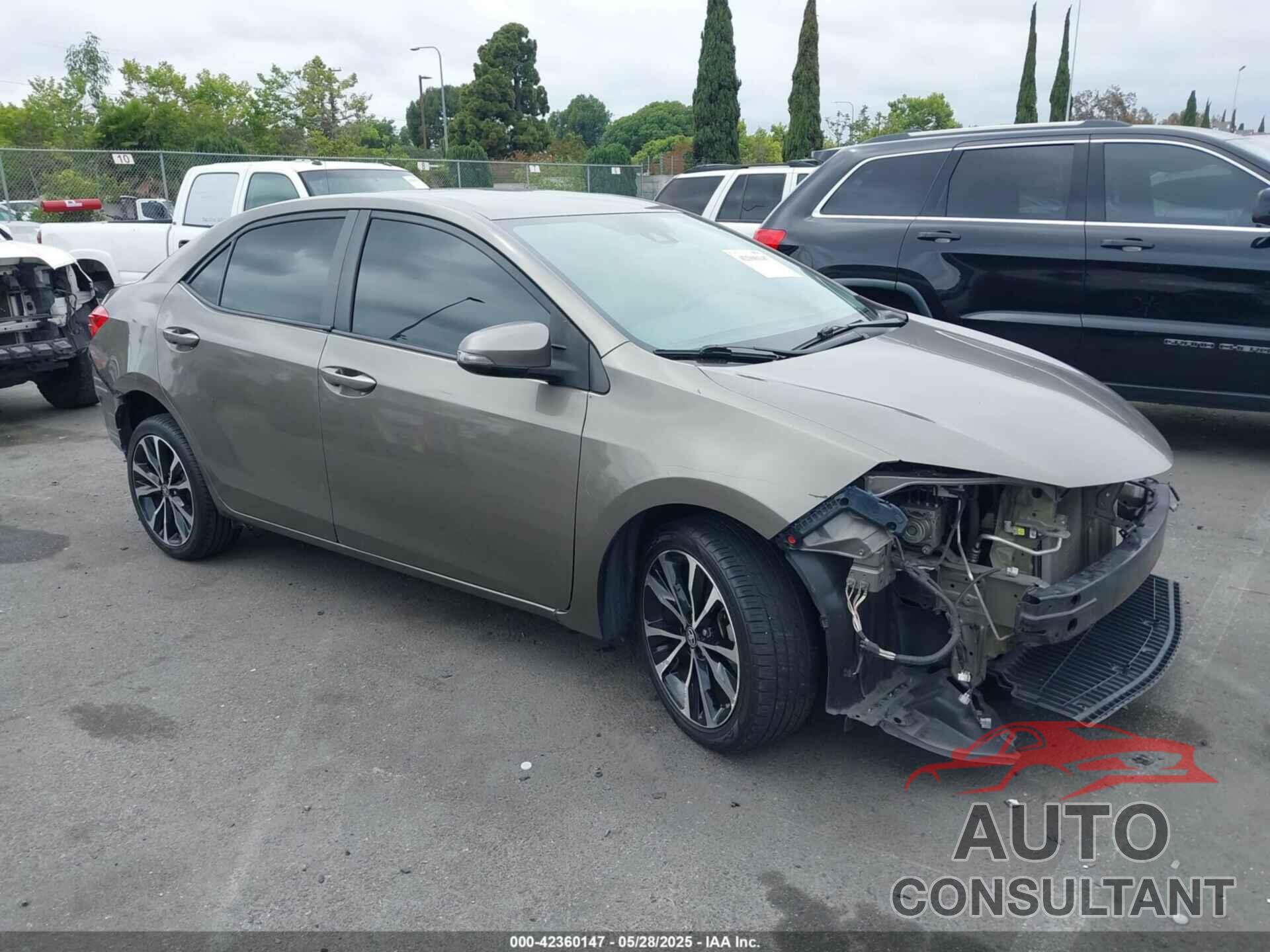TOYOTA COROLLA 2018 - 5YFBURHE6JP813853