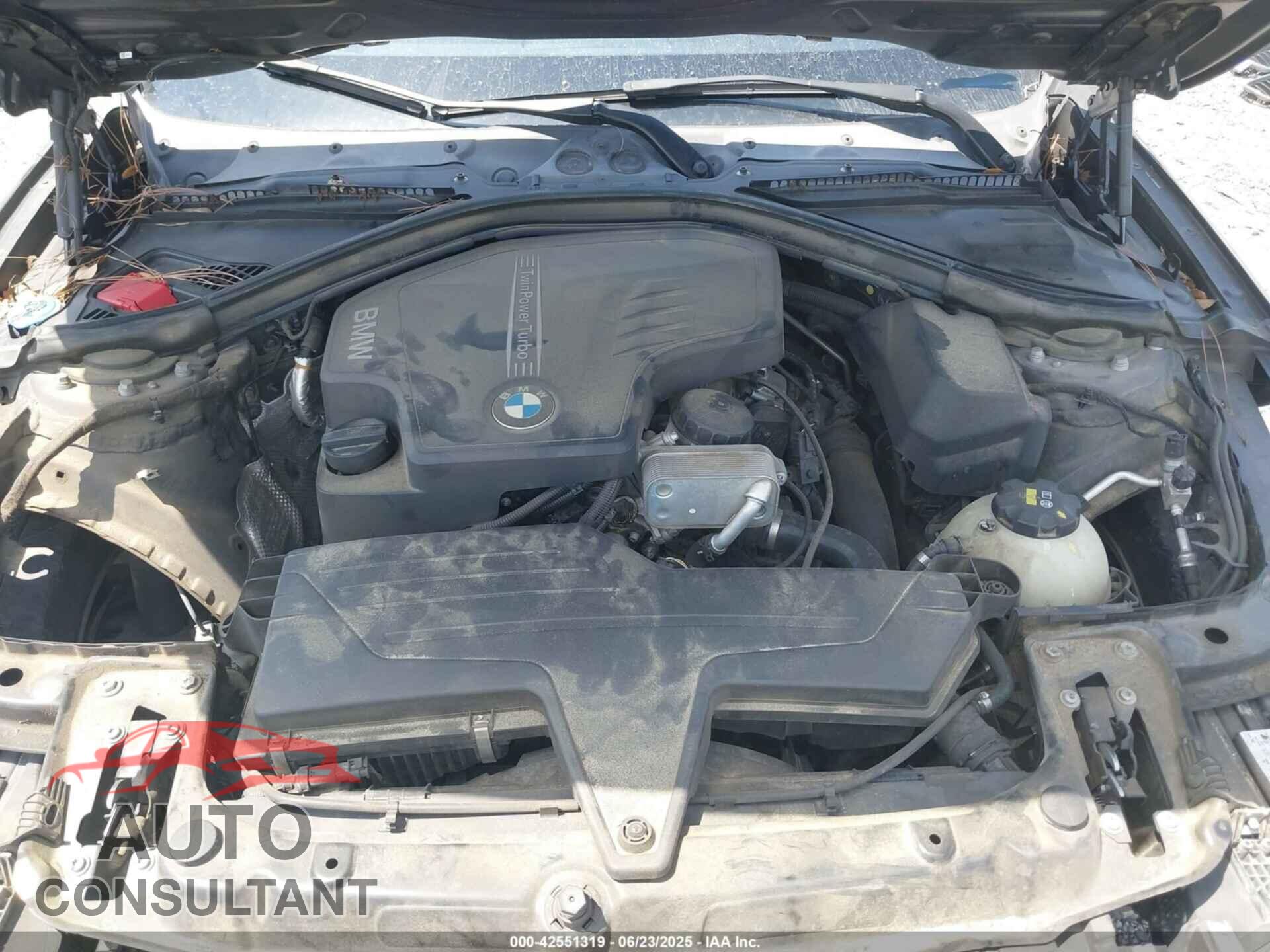 BMW 328I 2016 - WBA8E9G53GNU28732