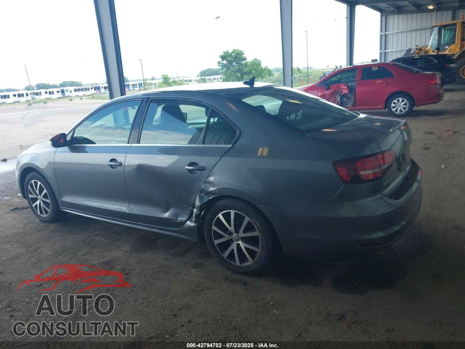 VOLKSWAGEN JETTA 2017 - 3VWDB7AJ5HM309013