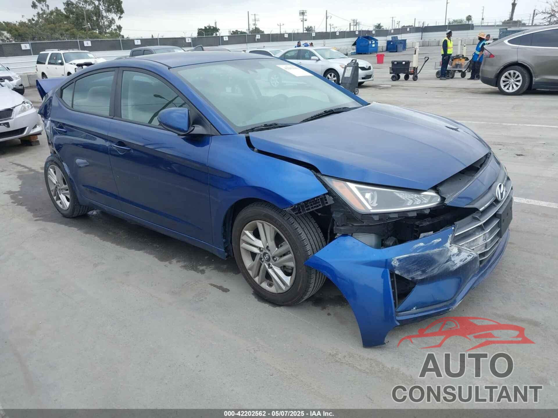 HYUNDAI ELANTRA 2019 - 5NPD84LF9KH436109