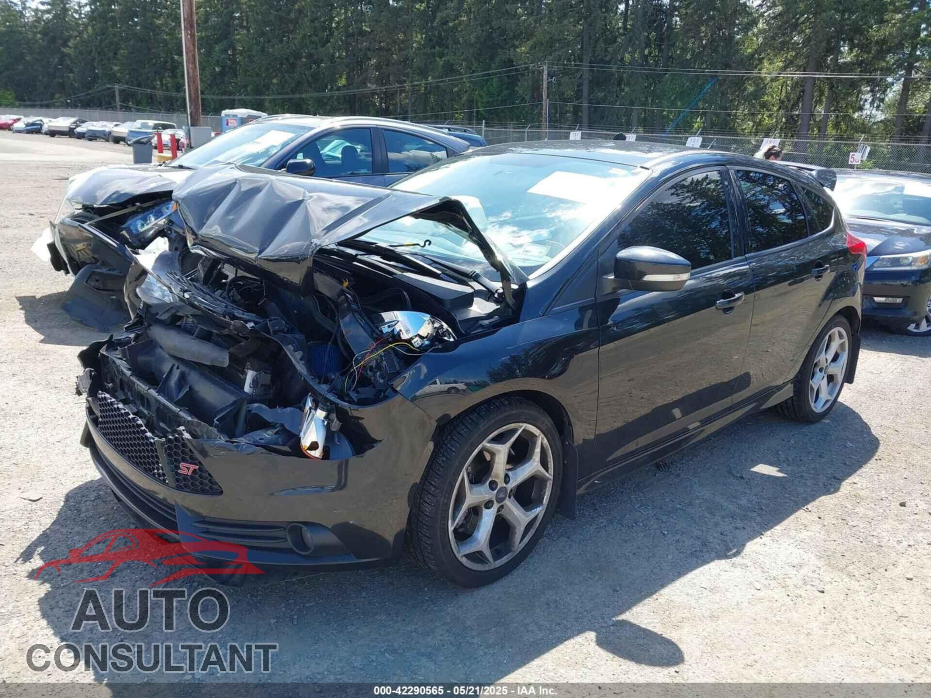 FORD FOCUS ST 2014 - 1FADP3L92EL124095