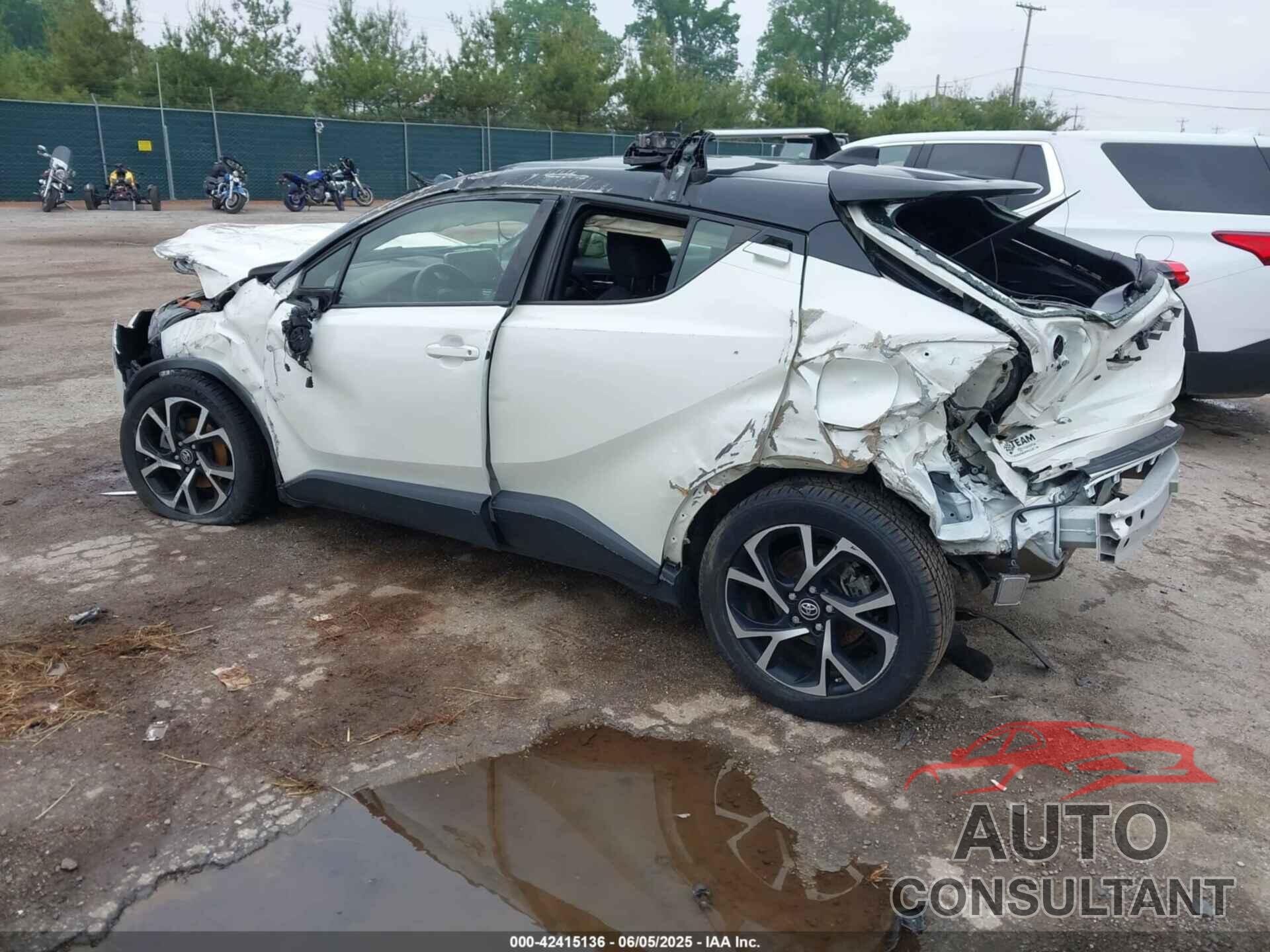 TOYOTA C-HR 2019 - JTNKHMBX8K1059373