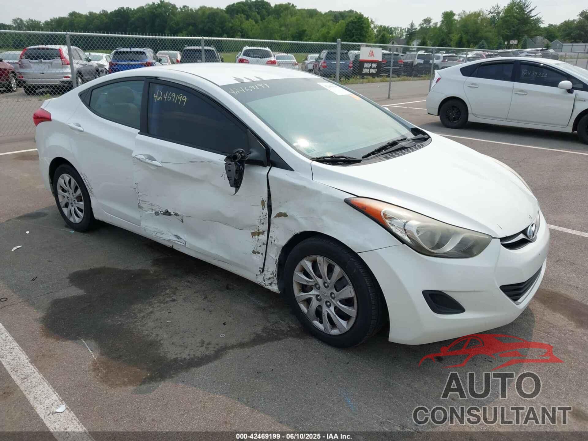 HYUNDAI ELANTRA 2012 - 5NPDH4AE6CH143568