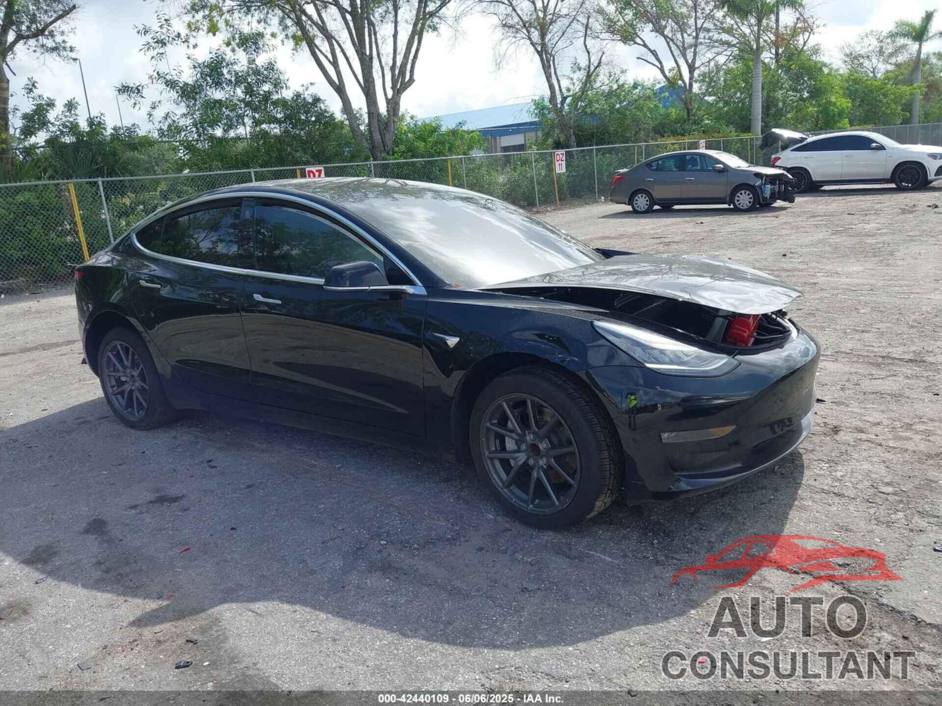 TESLA MODEL 3 2019 - 5YJ3E1EA2KF394675