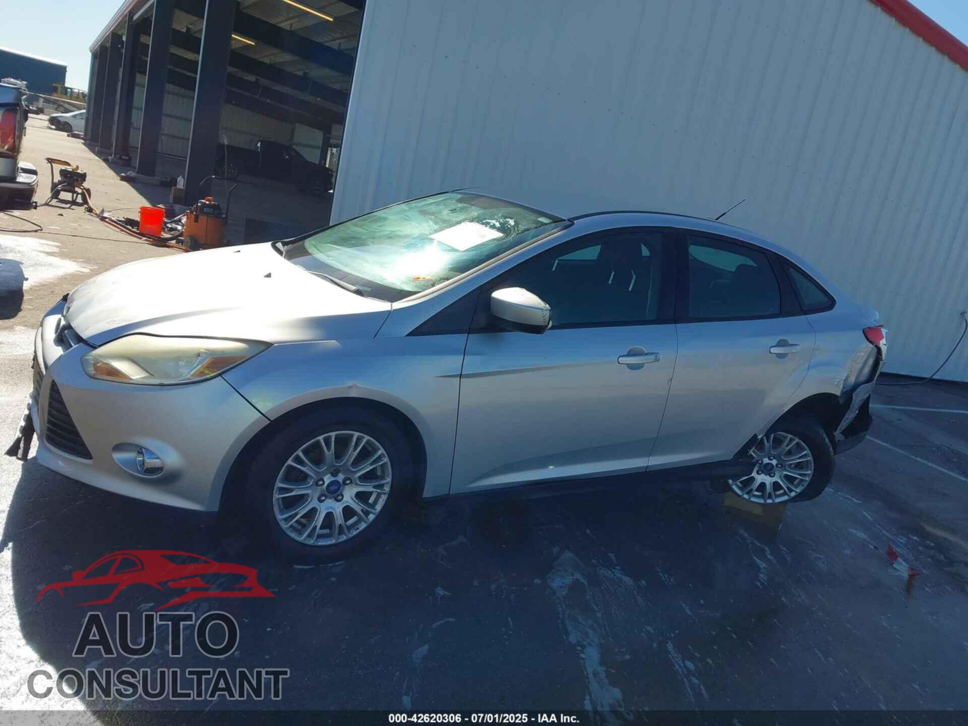 FORD FOCUS 2012 - 1FAHP3F21CL142035