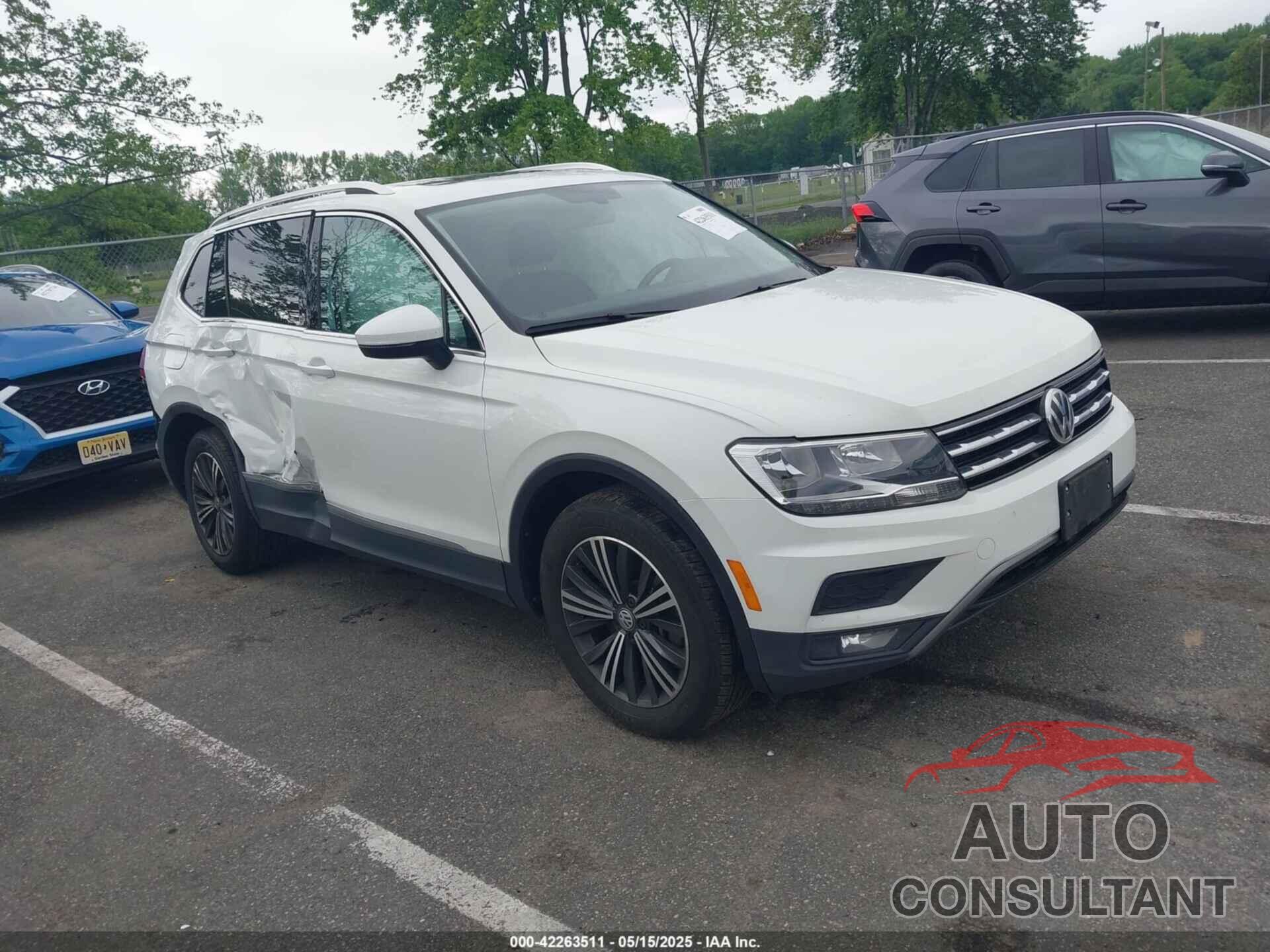 VOLKSWAGEN TIGUAN 2018 - 3VV2B7AX4JM012840