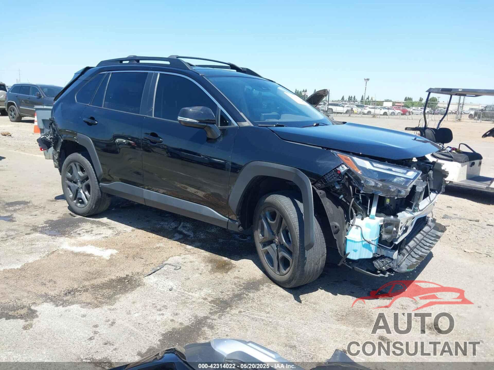 TOYOTA RAV4 2022 - 2T3J1RFV8NW266510