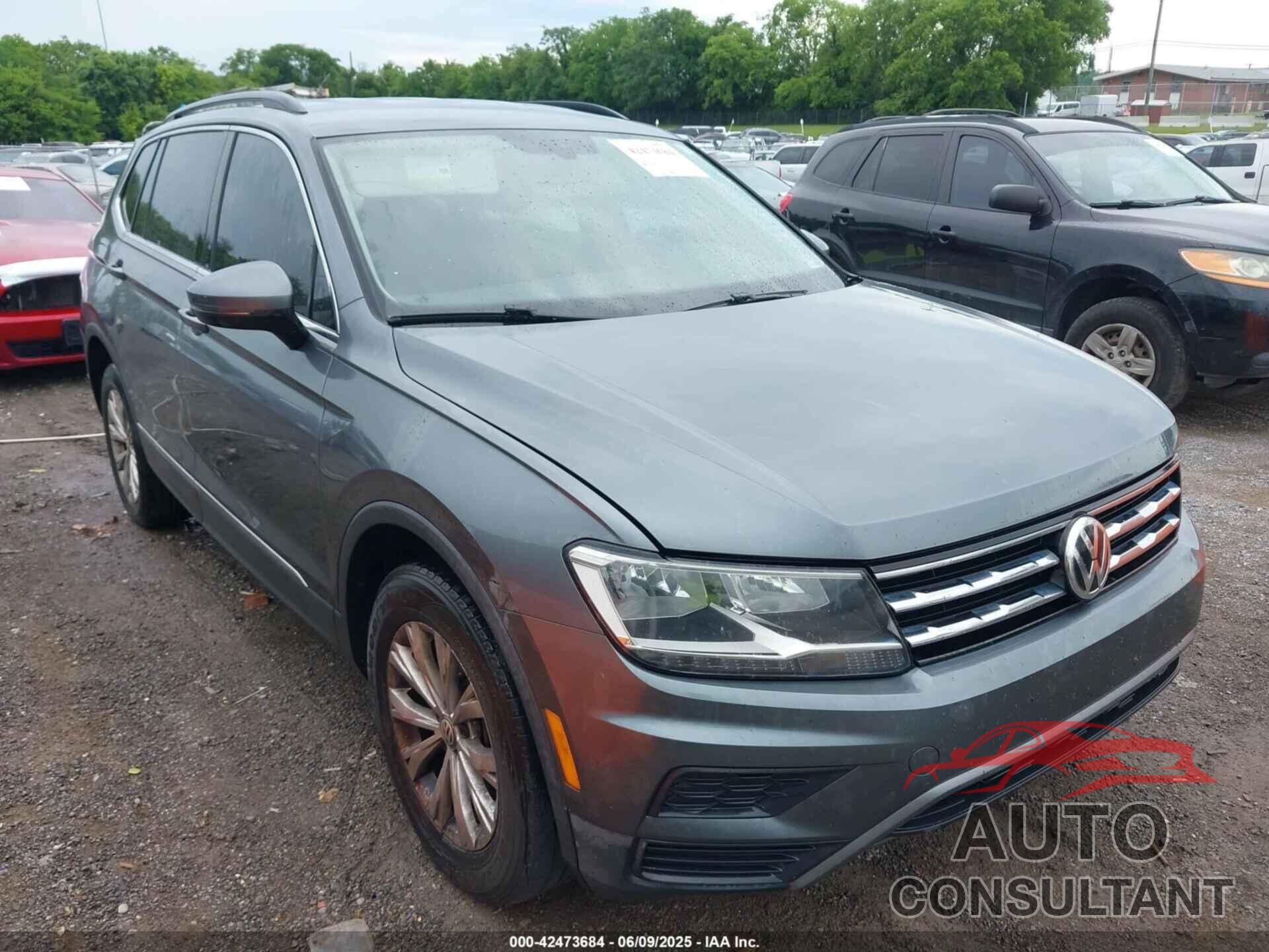 VOLKSWAGEN TIGUAN 2018 - 3VV2B7AX2JM132491