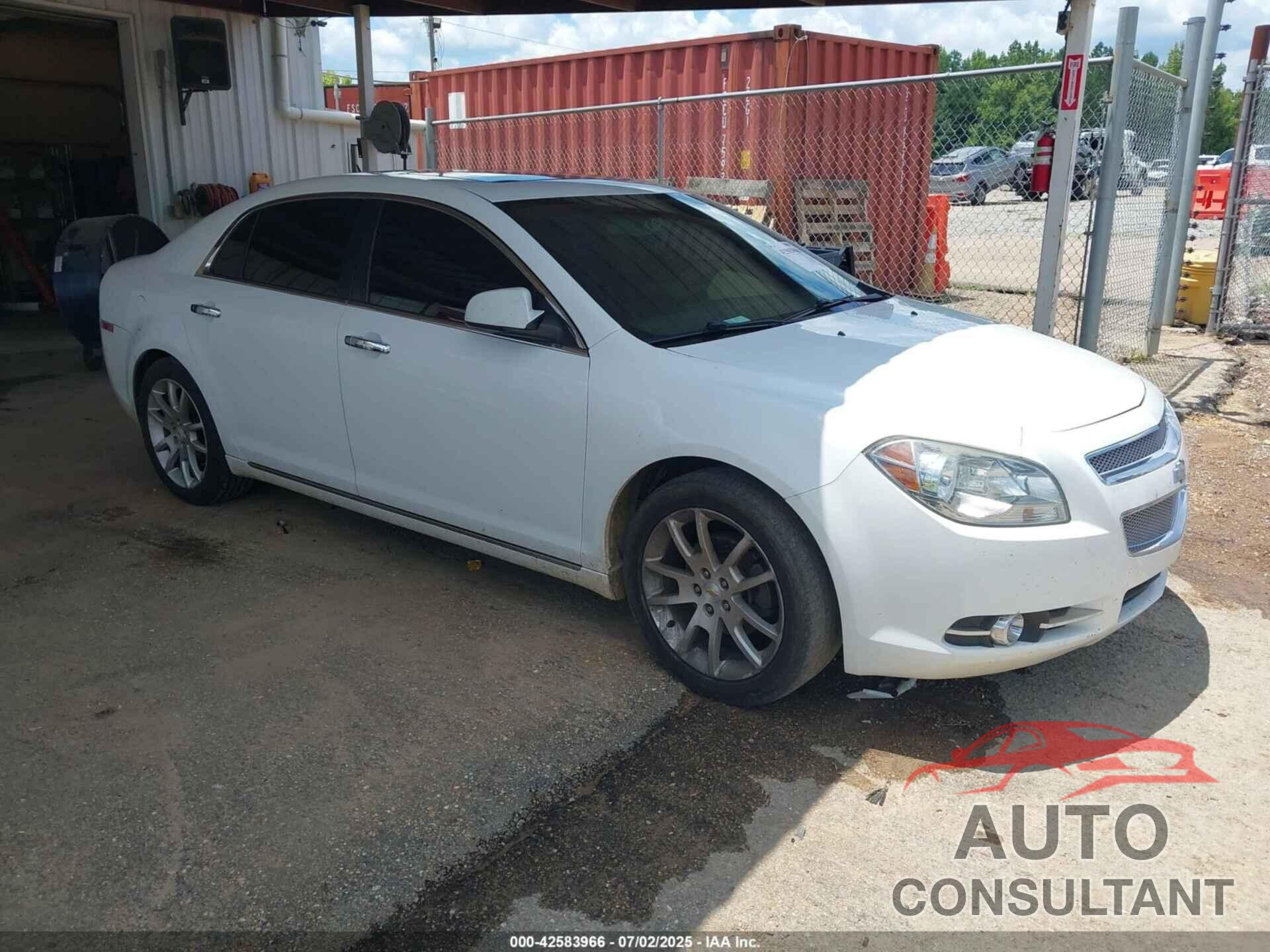 CHEVROLET MALIBU 2011 - 1G1ZE5E13BF152323