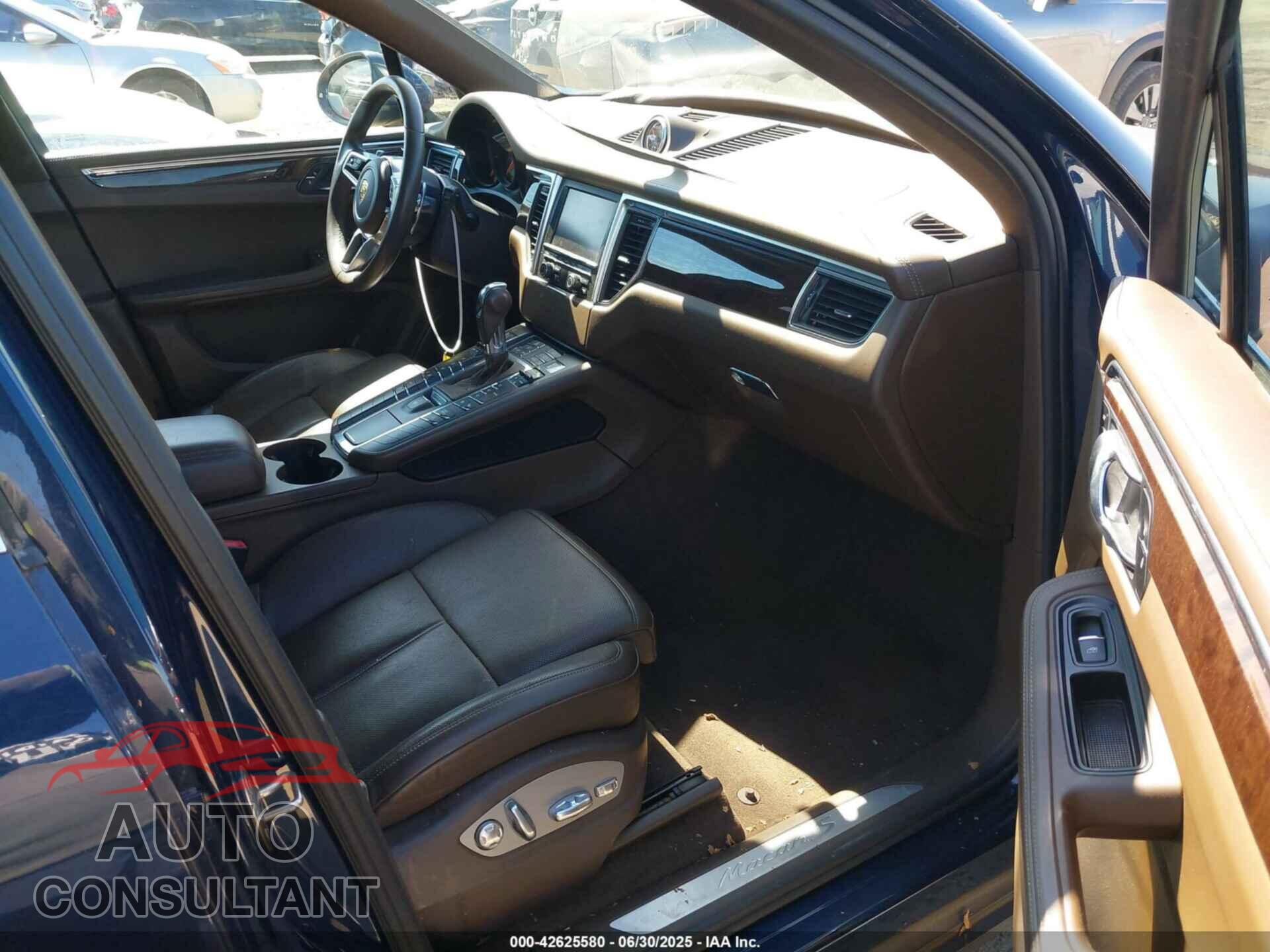 PORSCHE MACAN 2016 - WP1AB2A57GLB45998