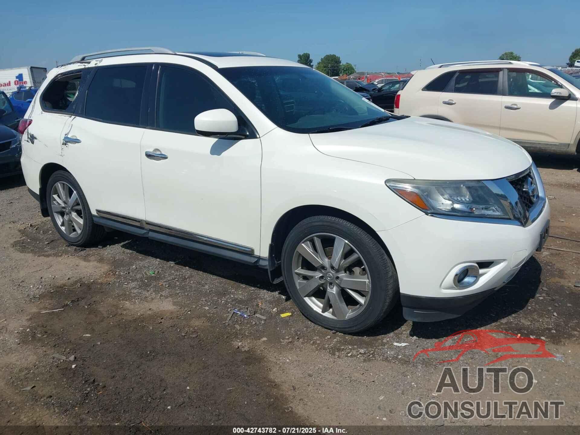 NISSAN PATHFINDER 2015 - 5N1AR2MN7FC702749