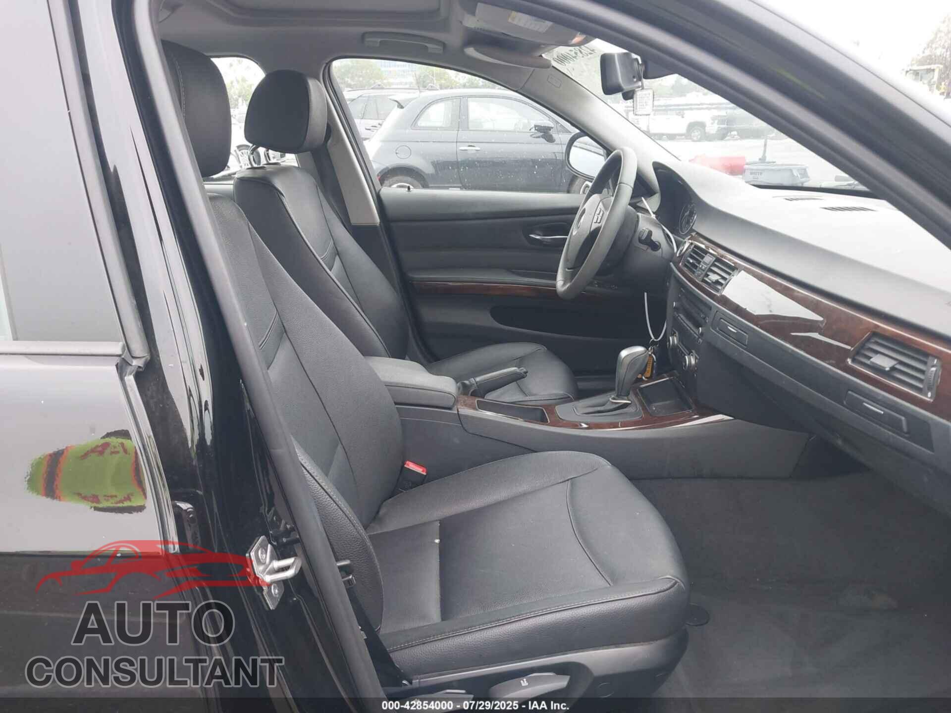 BMW 328I 2011 - WBAPH5C58BF093729