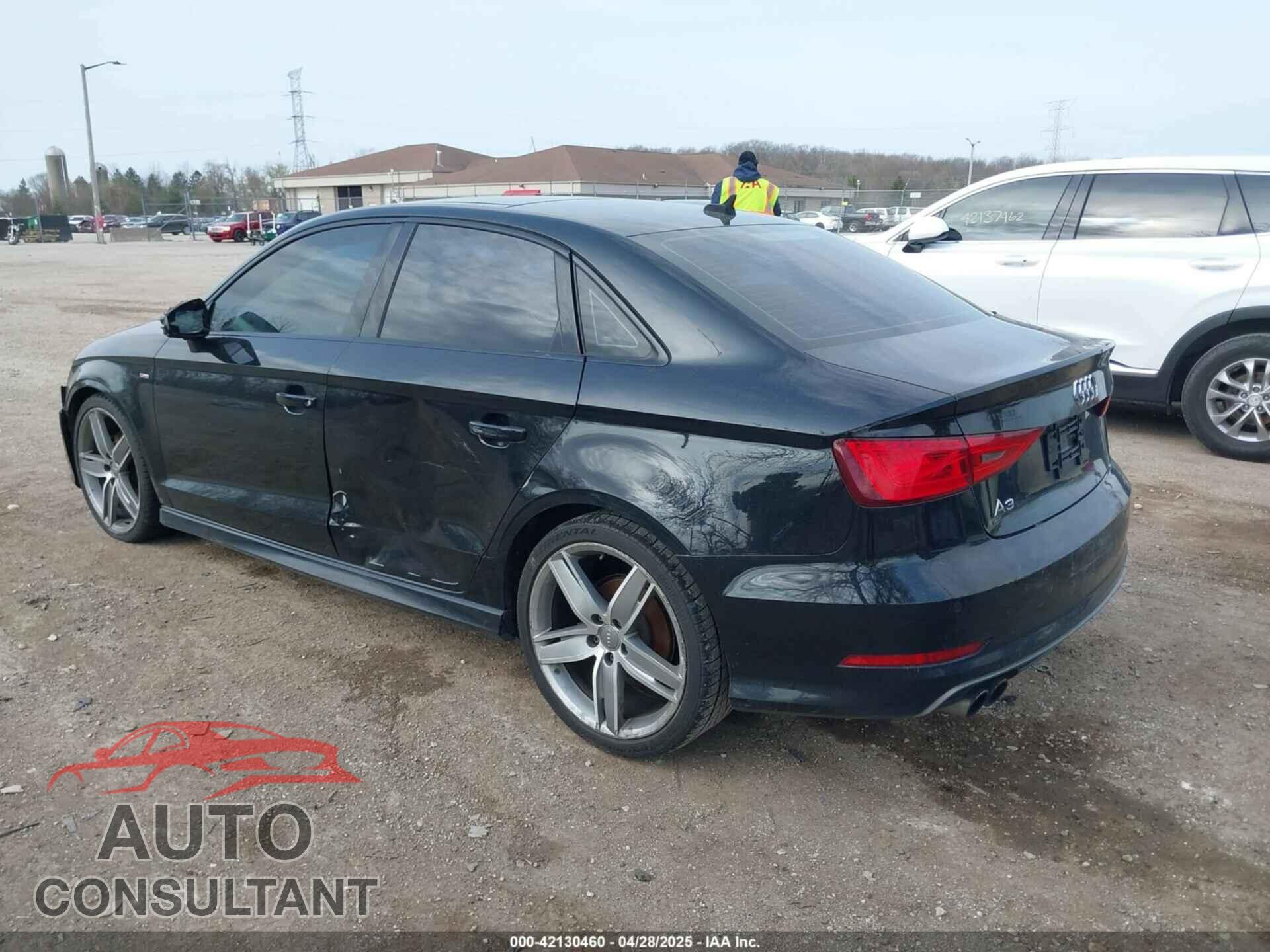 AUDI A3 2016 - WAUA7GFF9G1069677