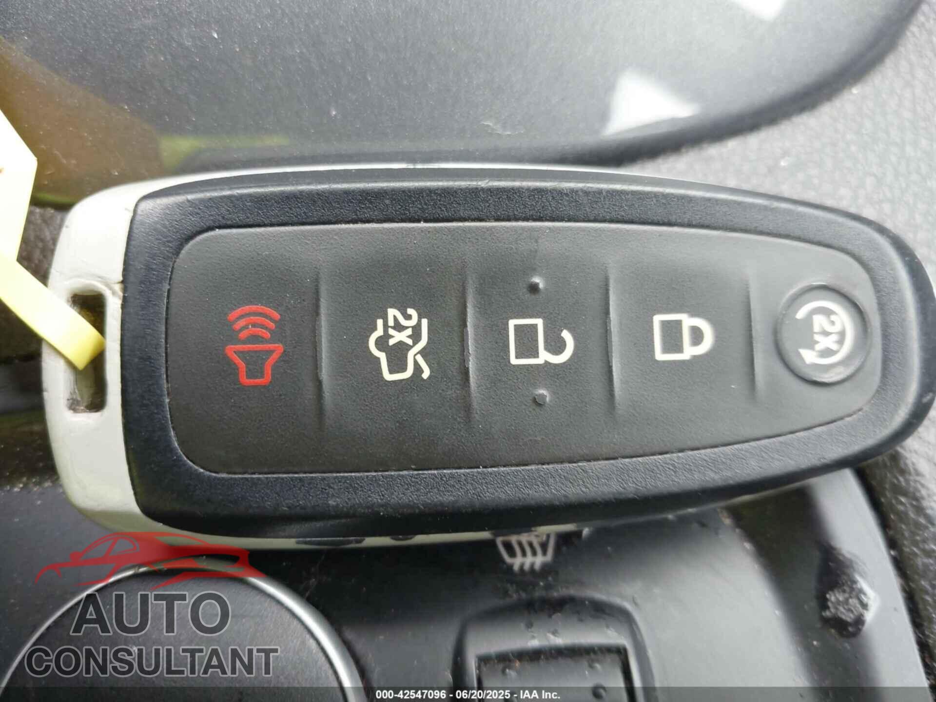 FORD FOCUS 2014 - 1FADP3J26EL316979