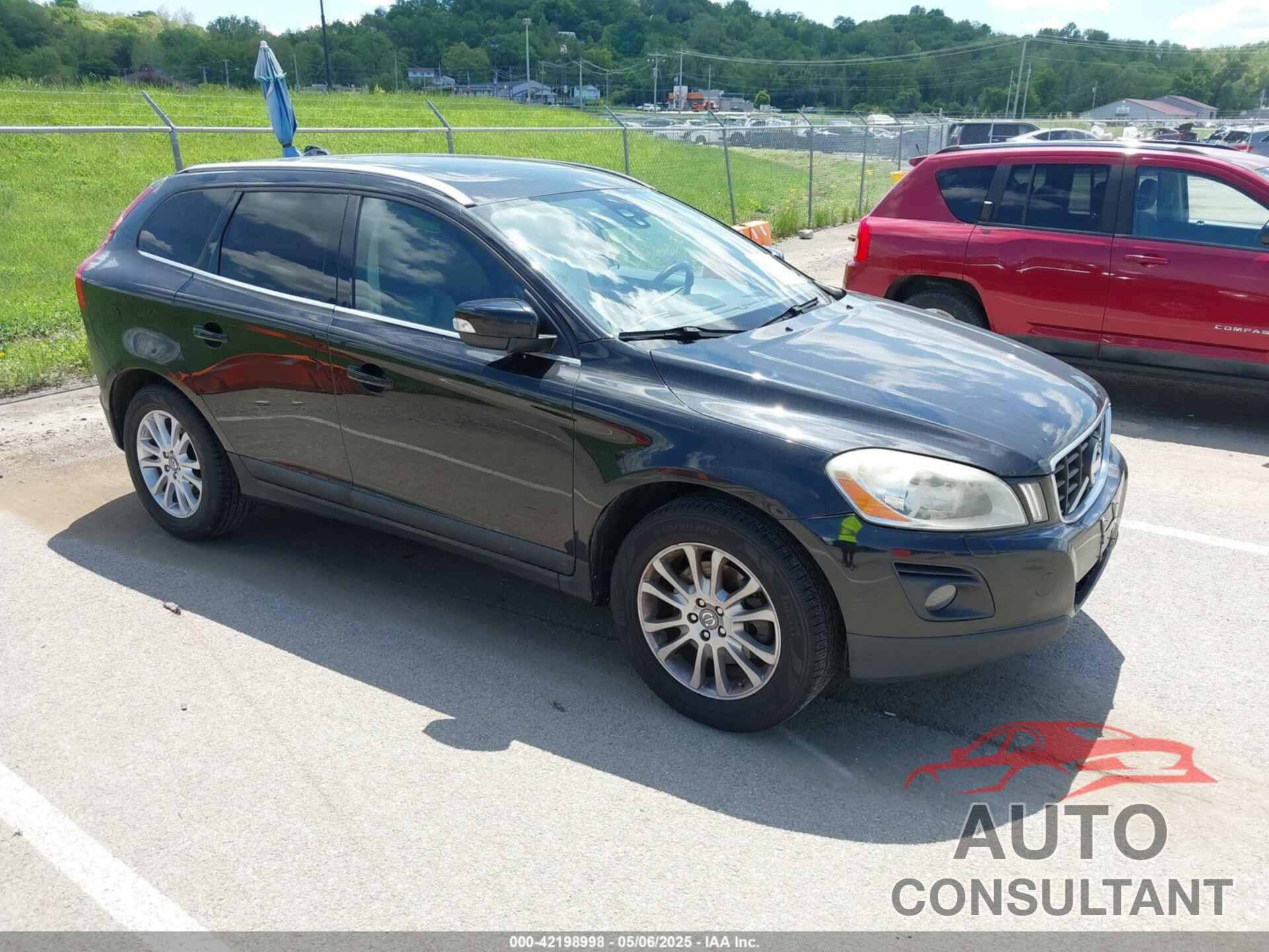 VOLVO XC60 2010 - YV4992DZ0A2084857