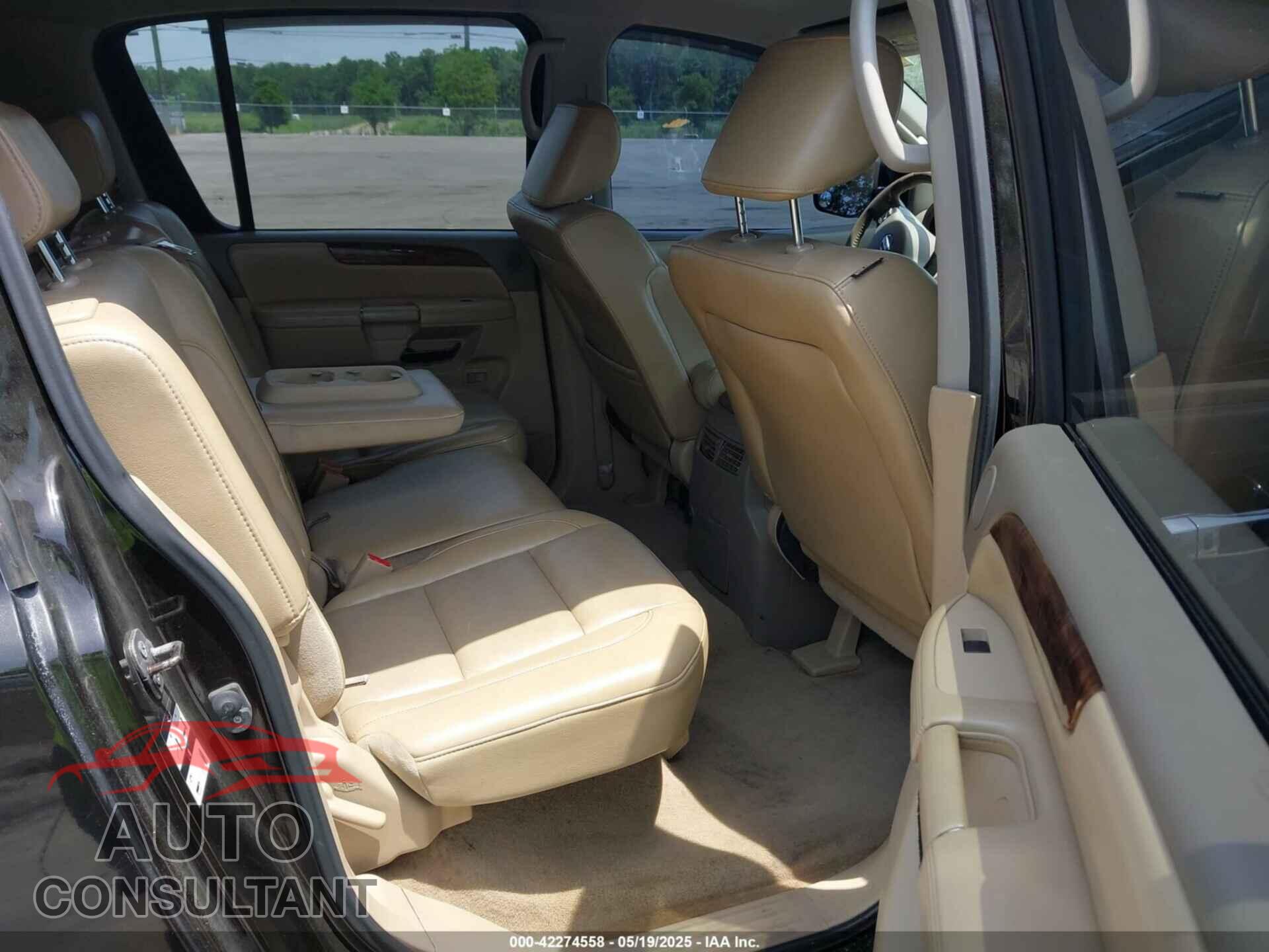 NISSAN ARMADA 2011 - 5N1BA0ND9BN611955