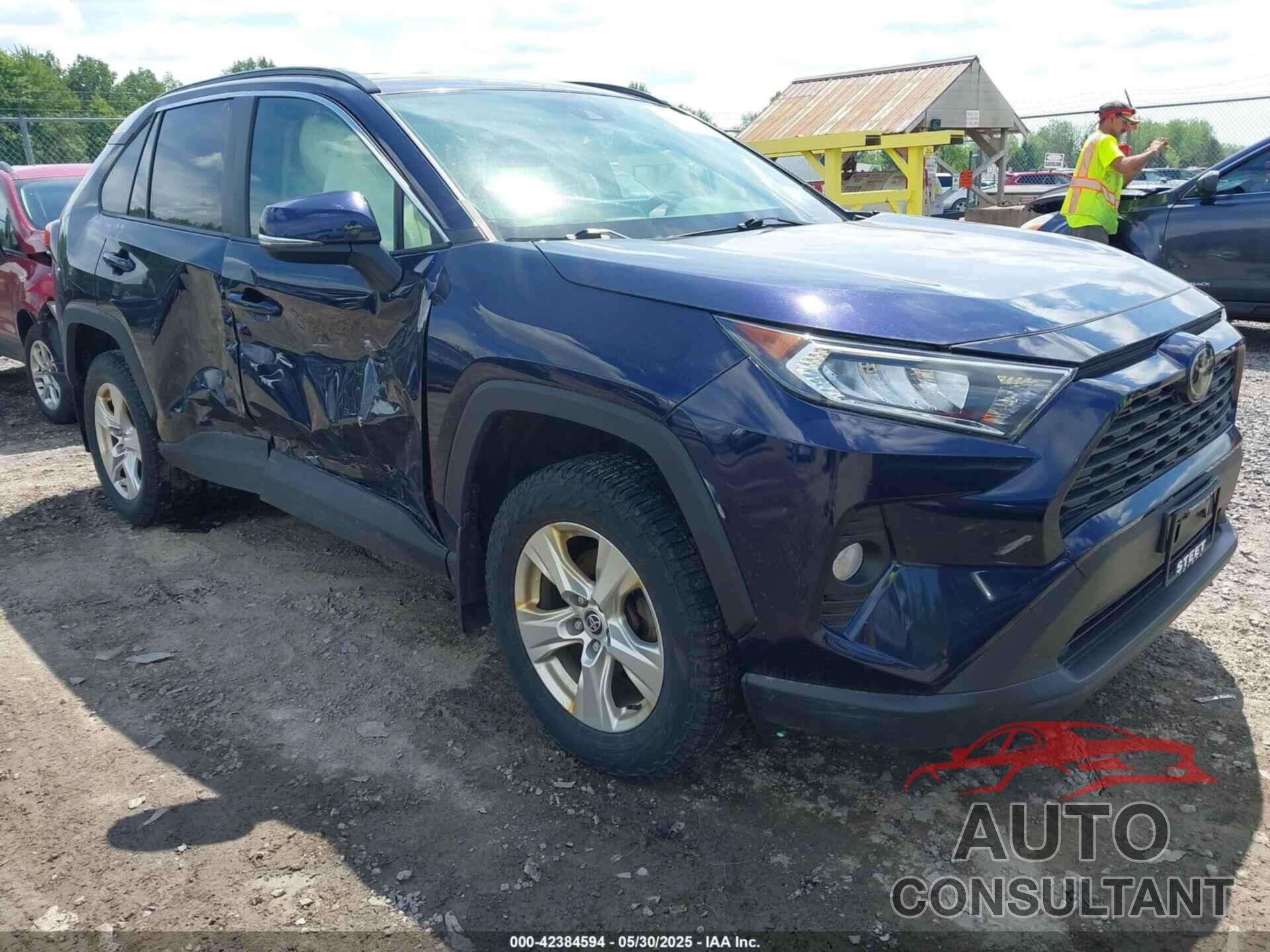 TOYOTA RAV4 2021 - JTMP1RFV7MD069110