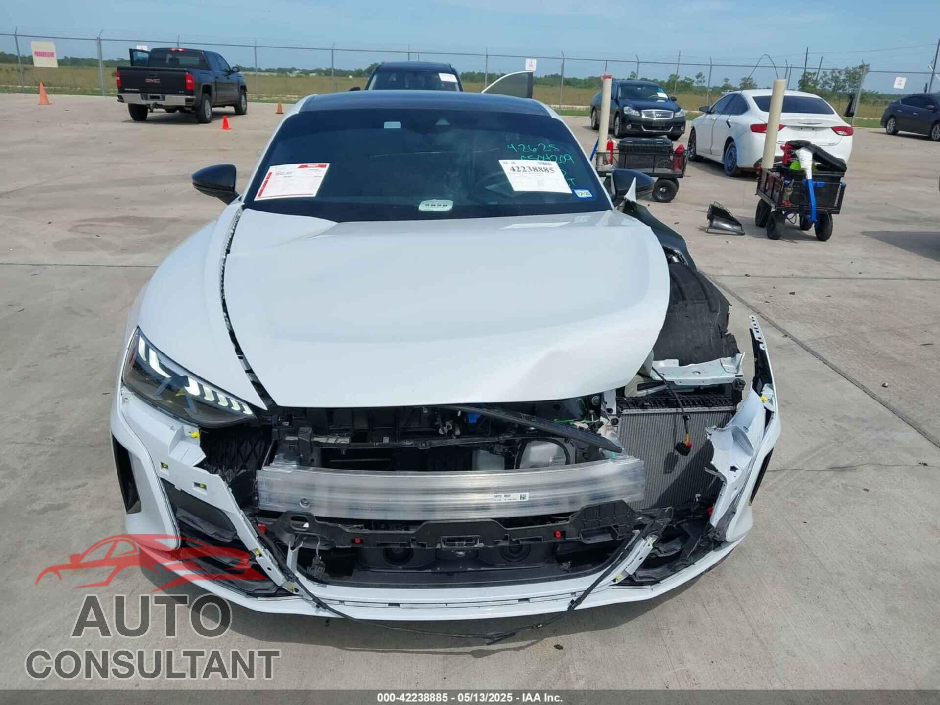 AUDI E-TRON GT 2023 - WAUCJBFWXP7000992