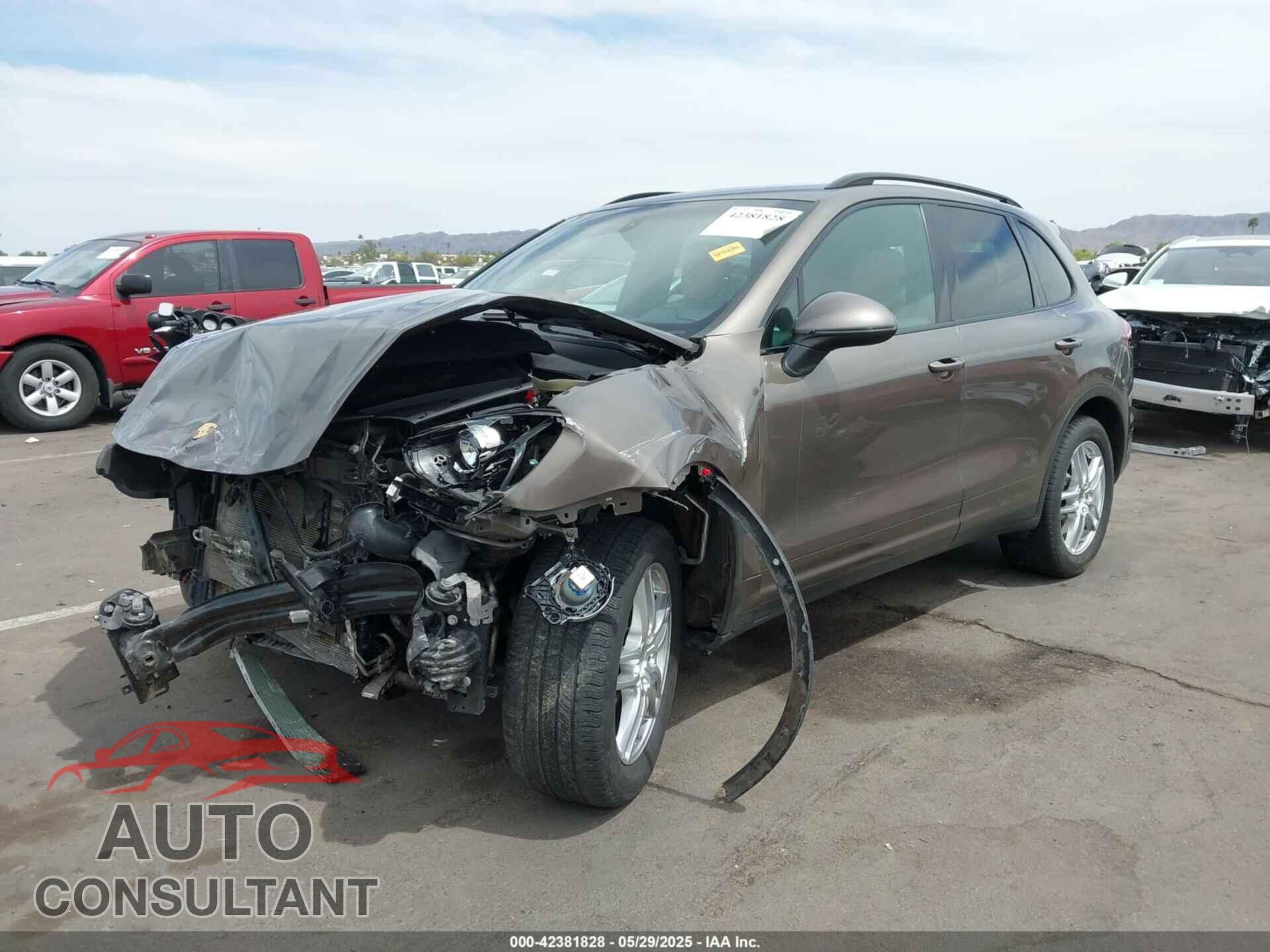 PORSCHE CAYENNE 2016 - WP1AA2A29GLA01796