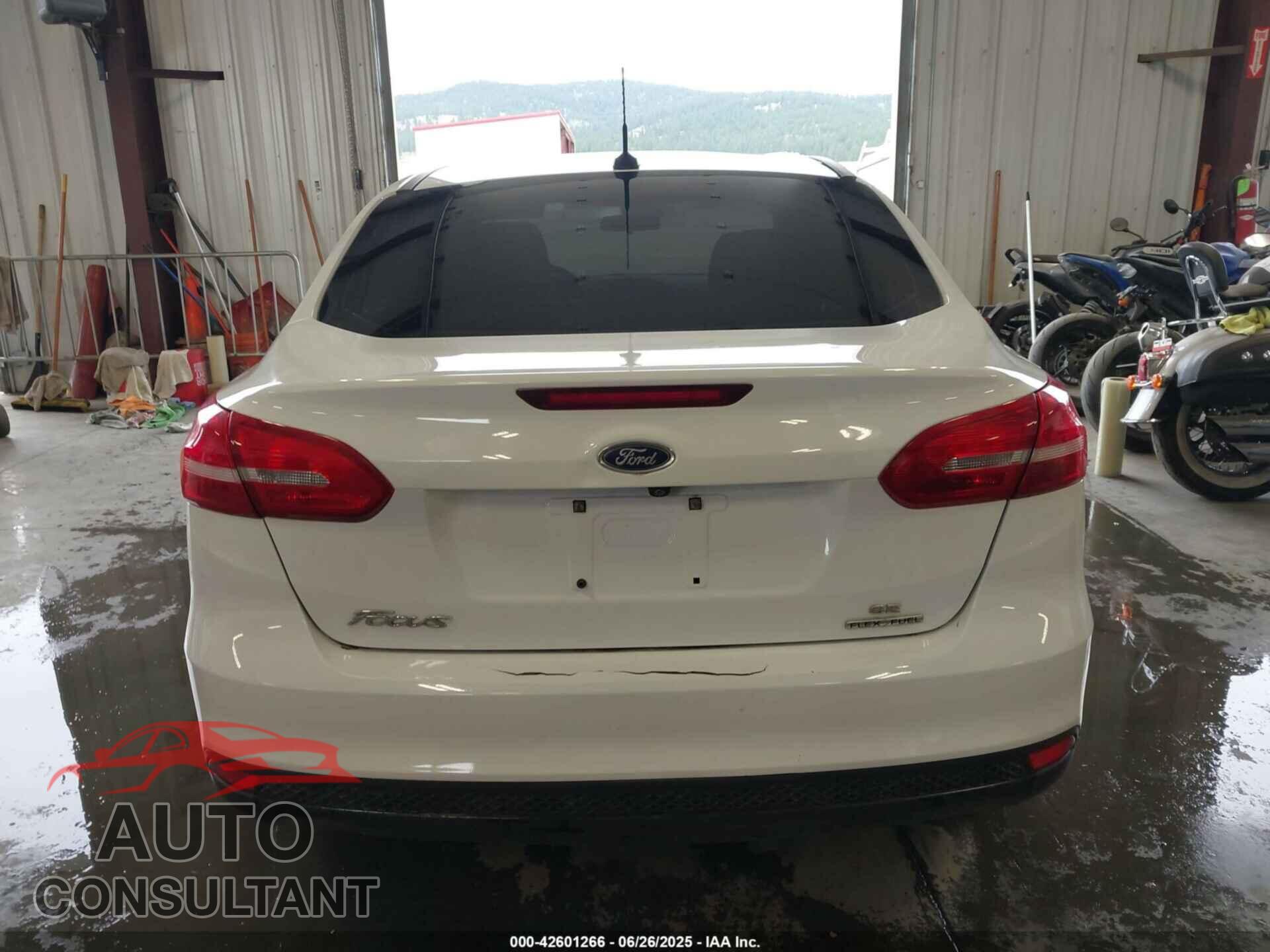 FORD FOCUS 2016 - 1FADP3F28GL380663