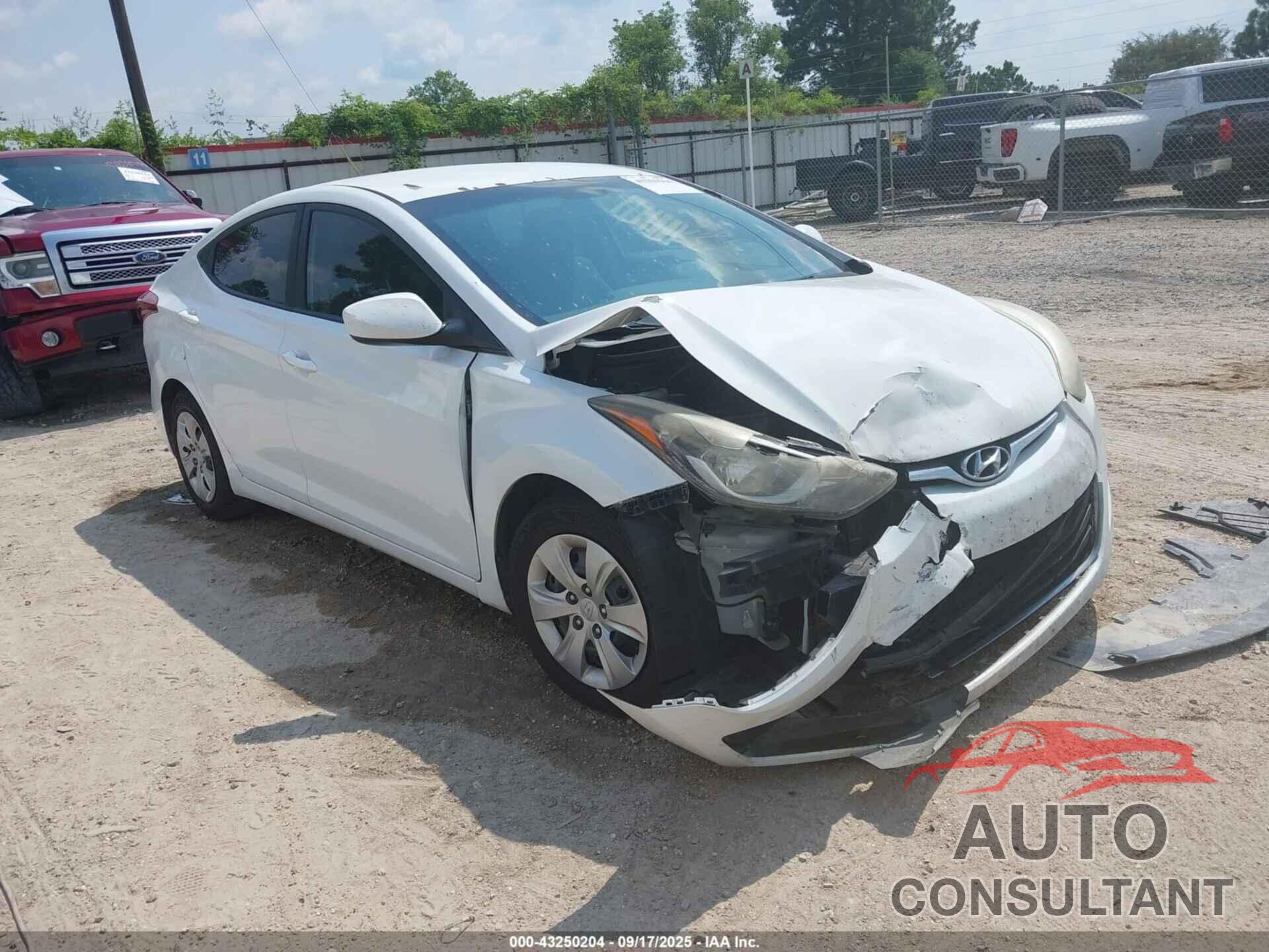 HYUNDAI ELANTRA 2016 - 5NPDH4AE2GH681514
