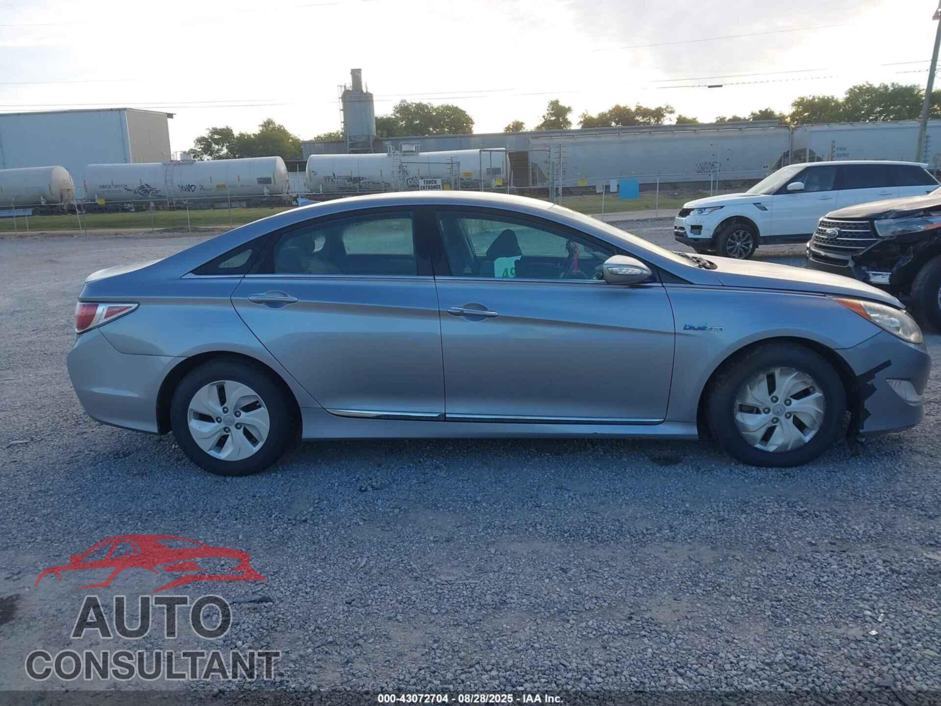 HYUNDAI SONATA 2014 - KMHEC4A45EA116491