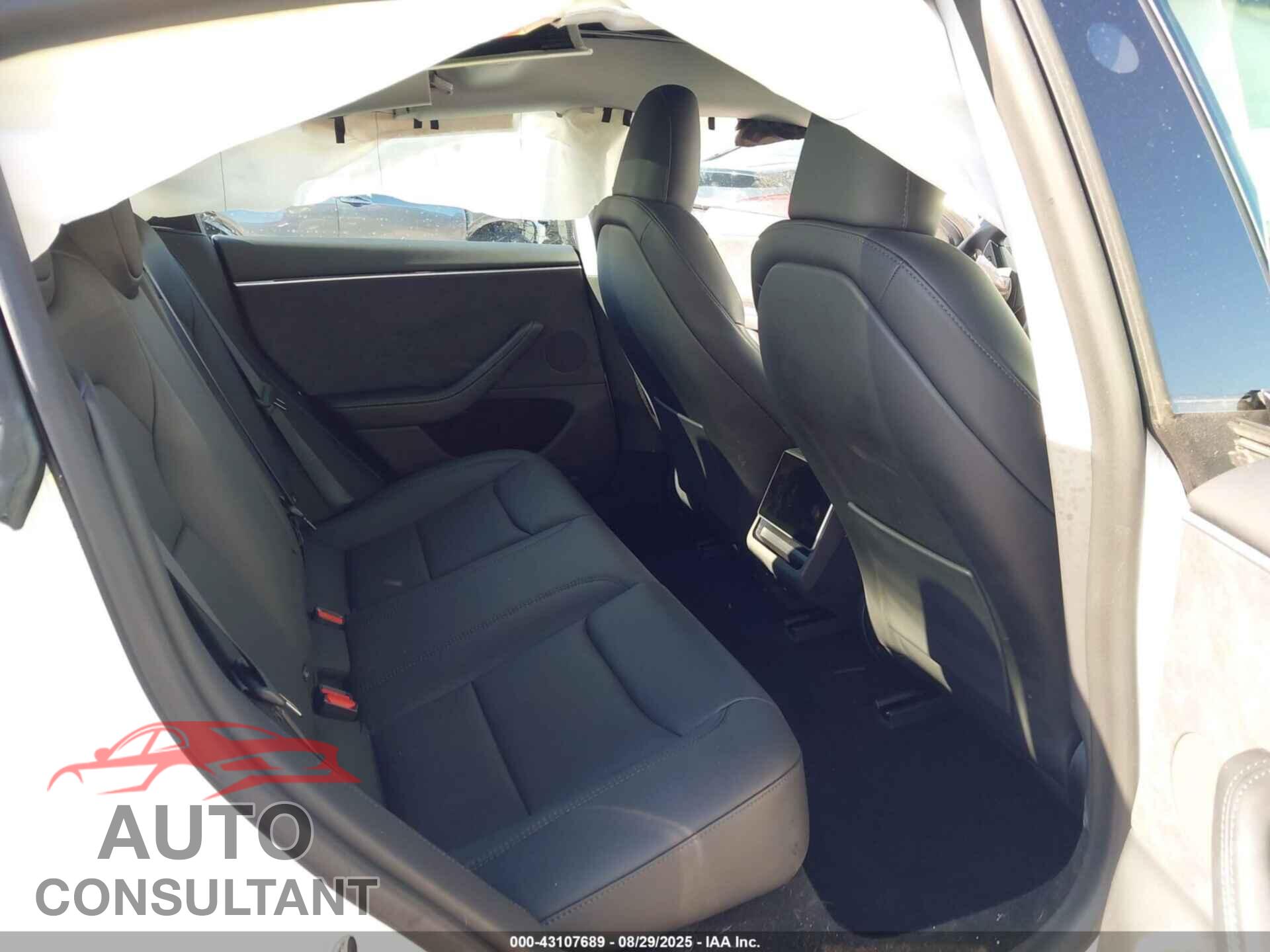 TESLA MODEL 3 2024 - 5YJ3E1EB5RF818532