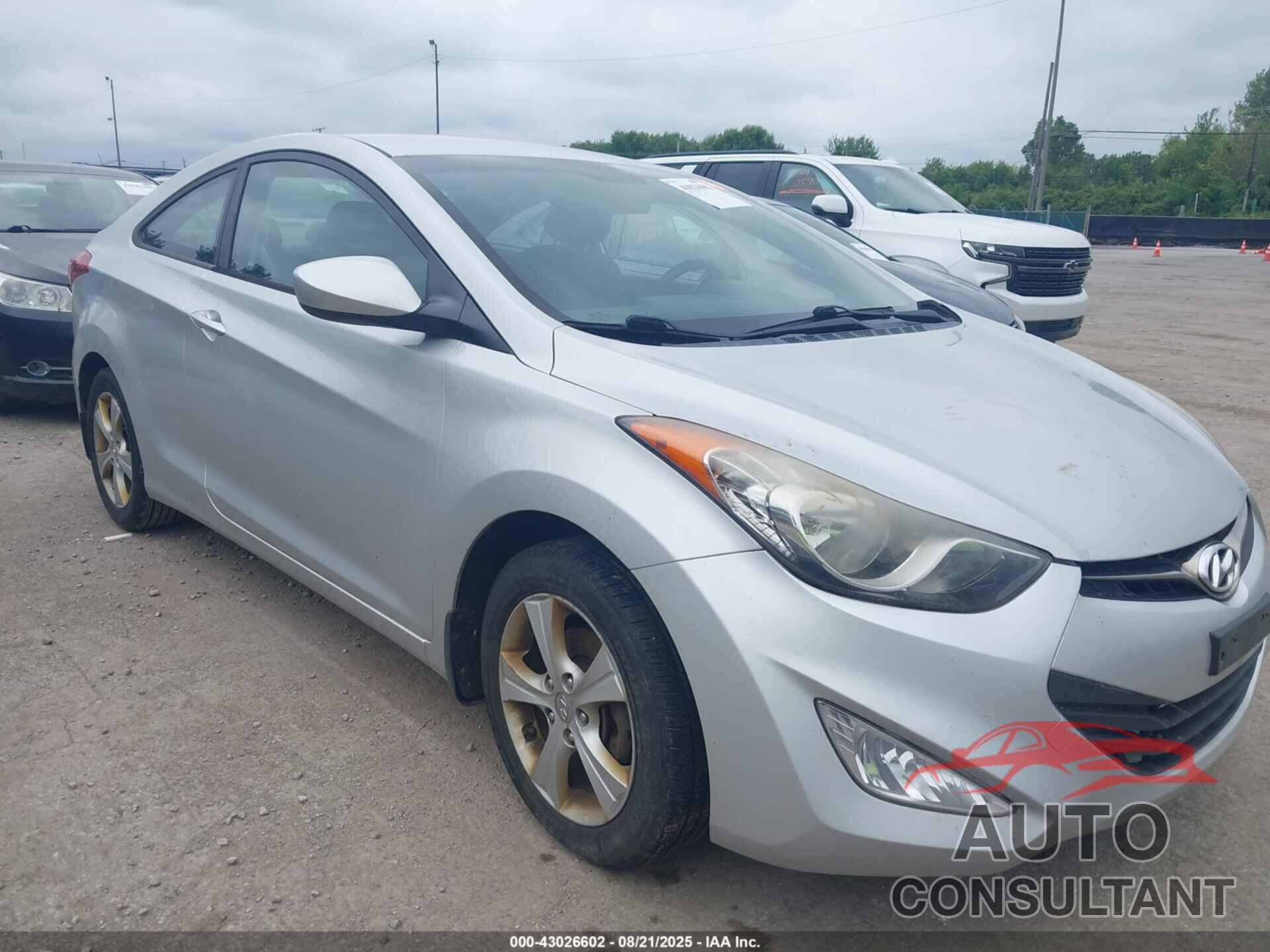 HYUNDAI ELANTRA 2013 - KMHDH6AE5DU004496