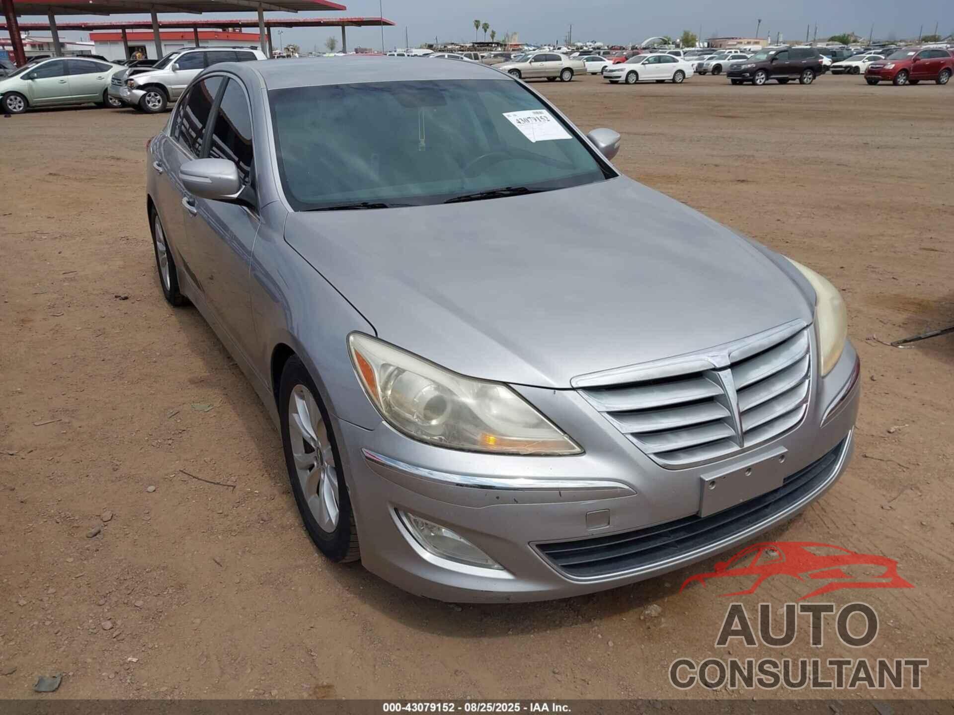 HYUNDAI GENESIS 2013 - KMHGC4DDXDU243061
