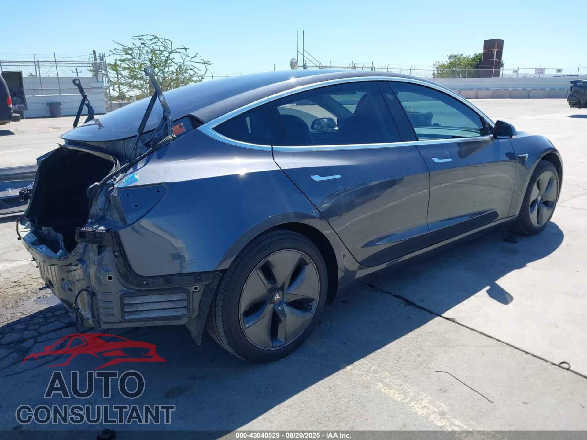 TESLA MODEL 3 2018 - 5YJ3E1EA2JF041982