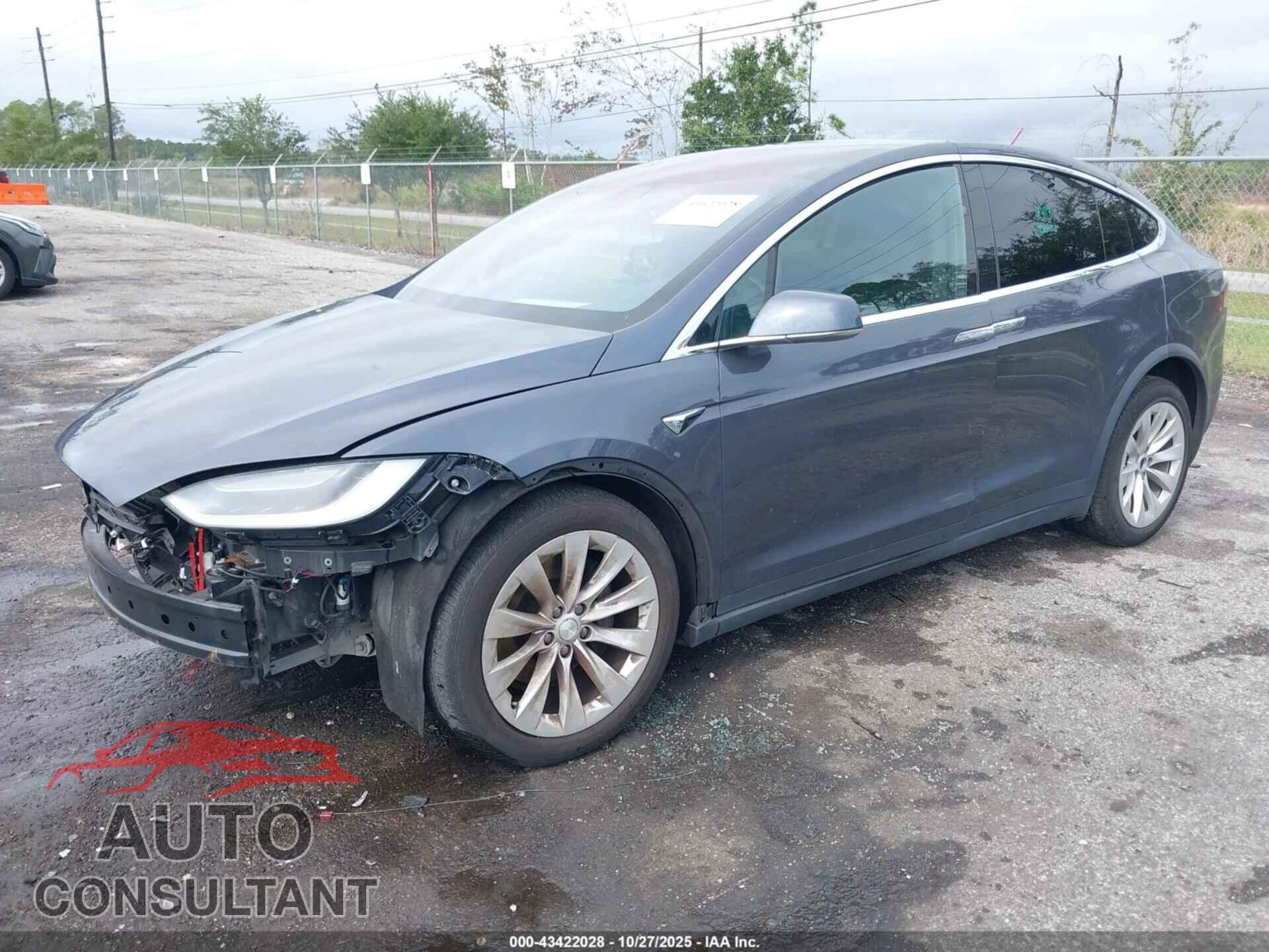 TESLA MODEL X 2018 - 5YJXCDE21JF088101