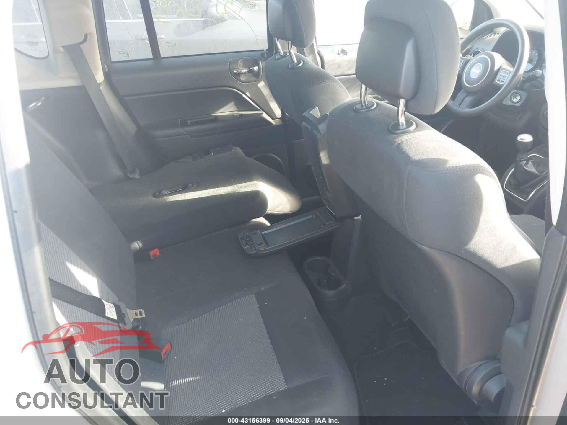 JEEP COMPASS 2011 - 1J4NF1FB6BD239044