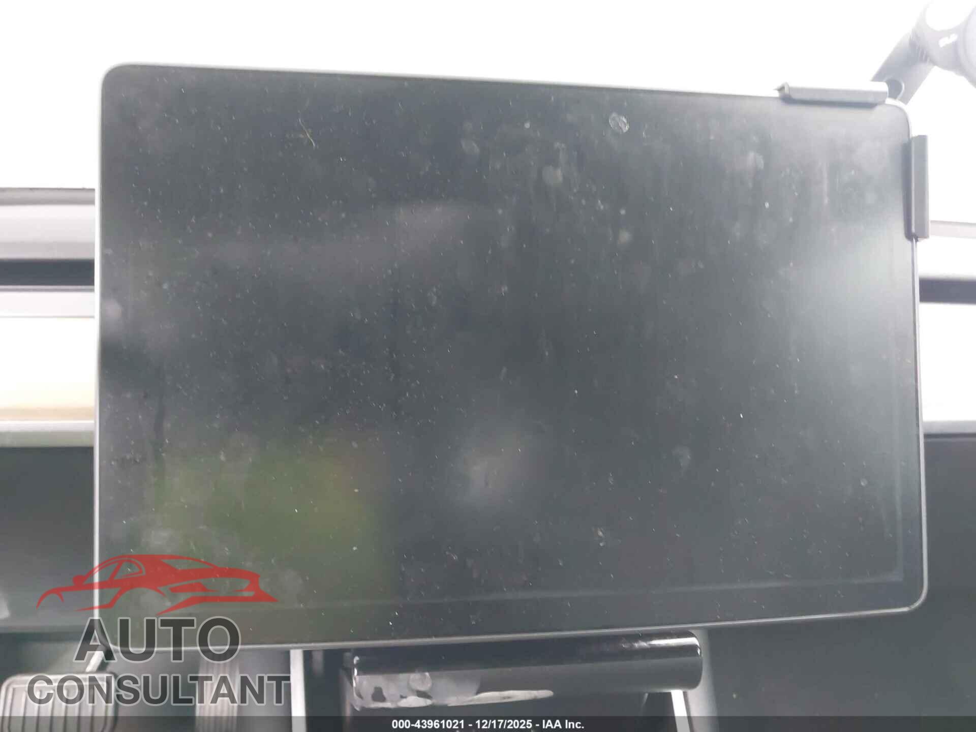 TESLA MODEL 3 2018 - 5YJ3E1EA9JF025522