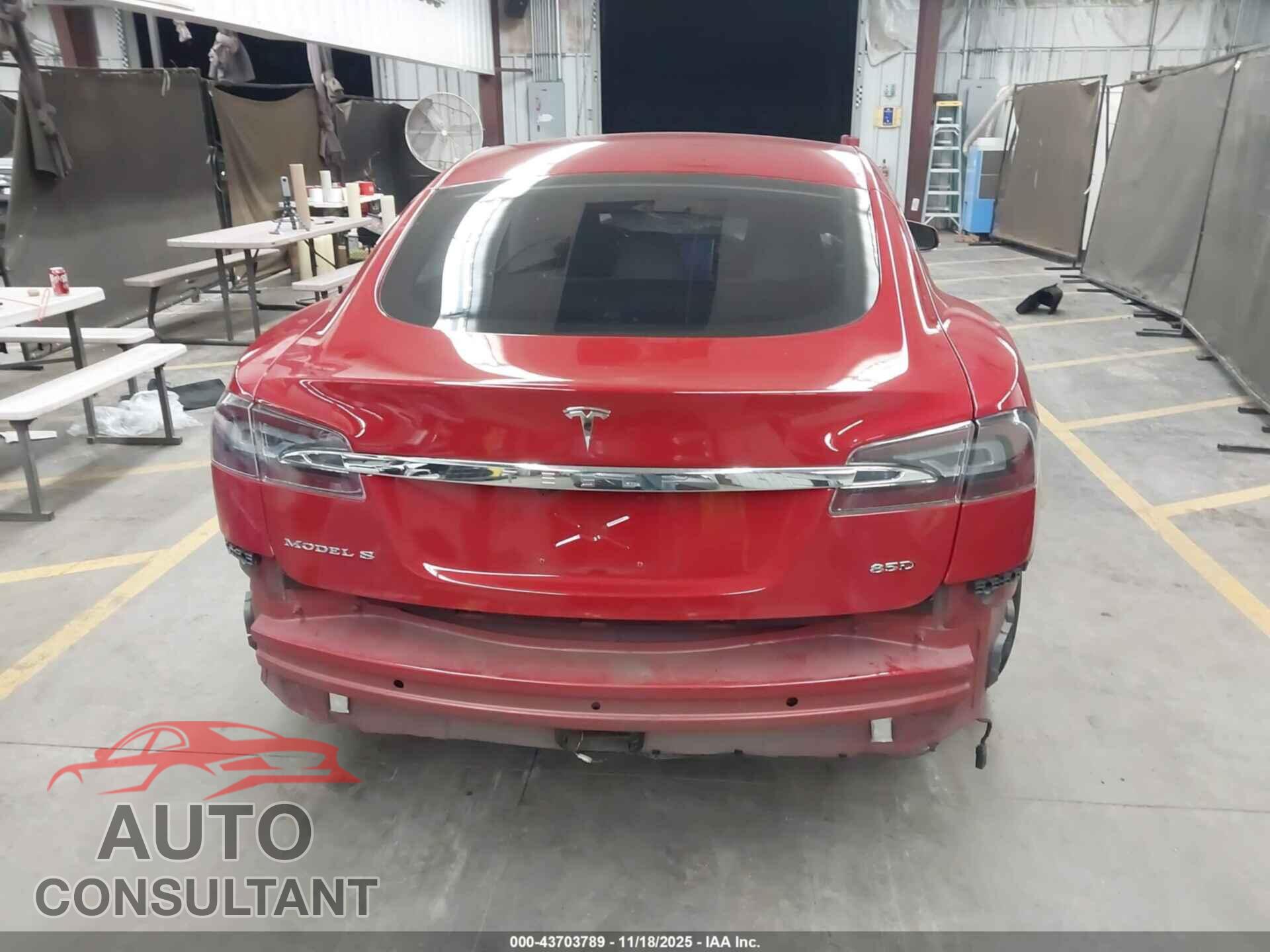 TESLA MODEL S 2015 - 5YJSA1H23FF081510