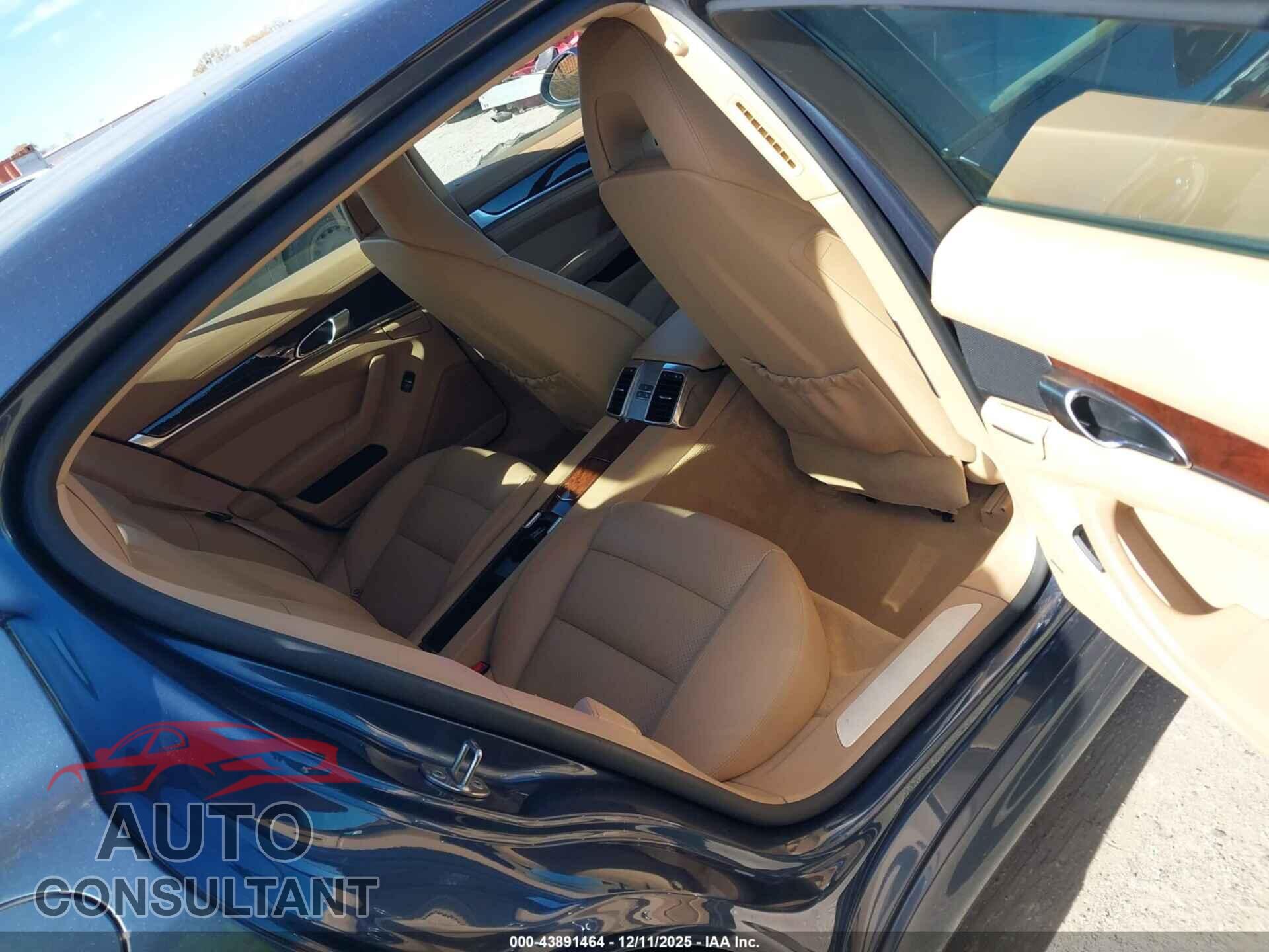 PORSCHE PANAMERA 2012 - WP0AA2A7XCL071461