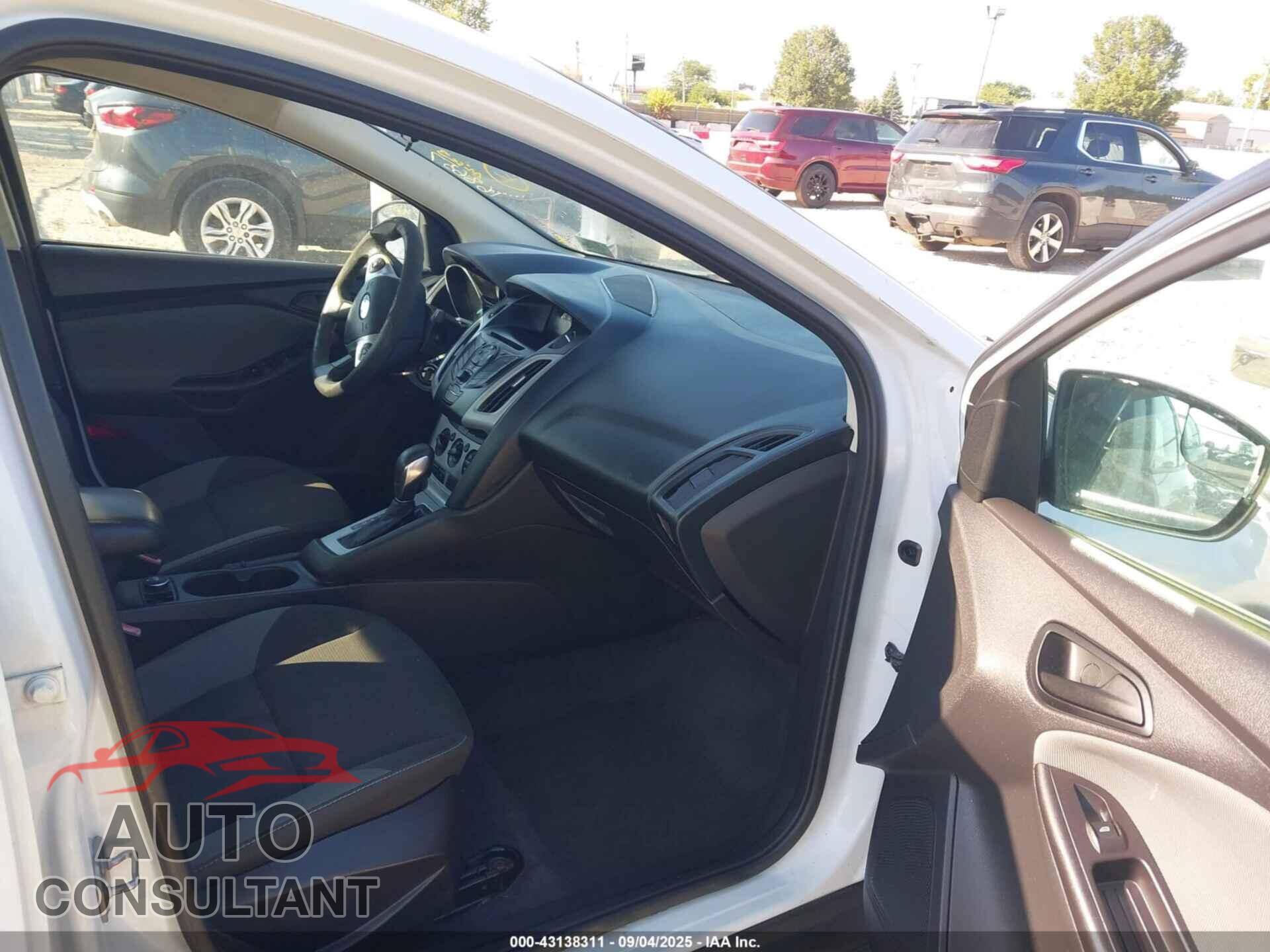 FORD FOCUS 2012 - 1FAHP3F20CL168657