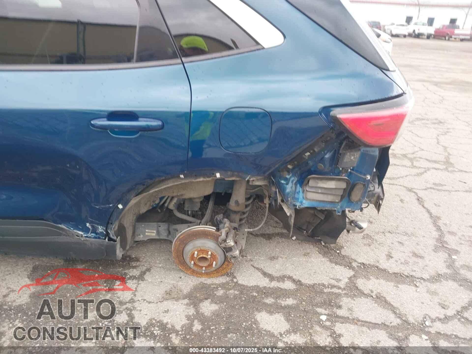 FORD ESCAPE 2020 - 1FMCU0G62LUA73892