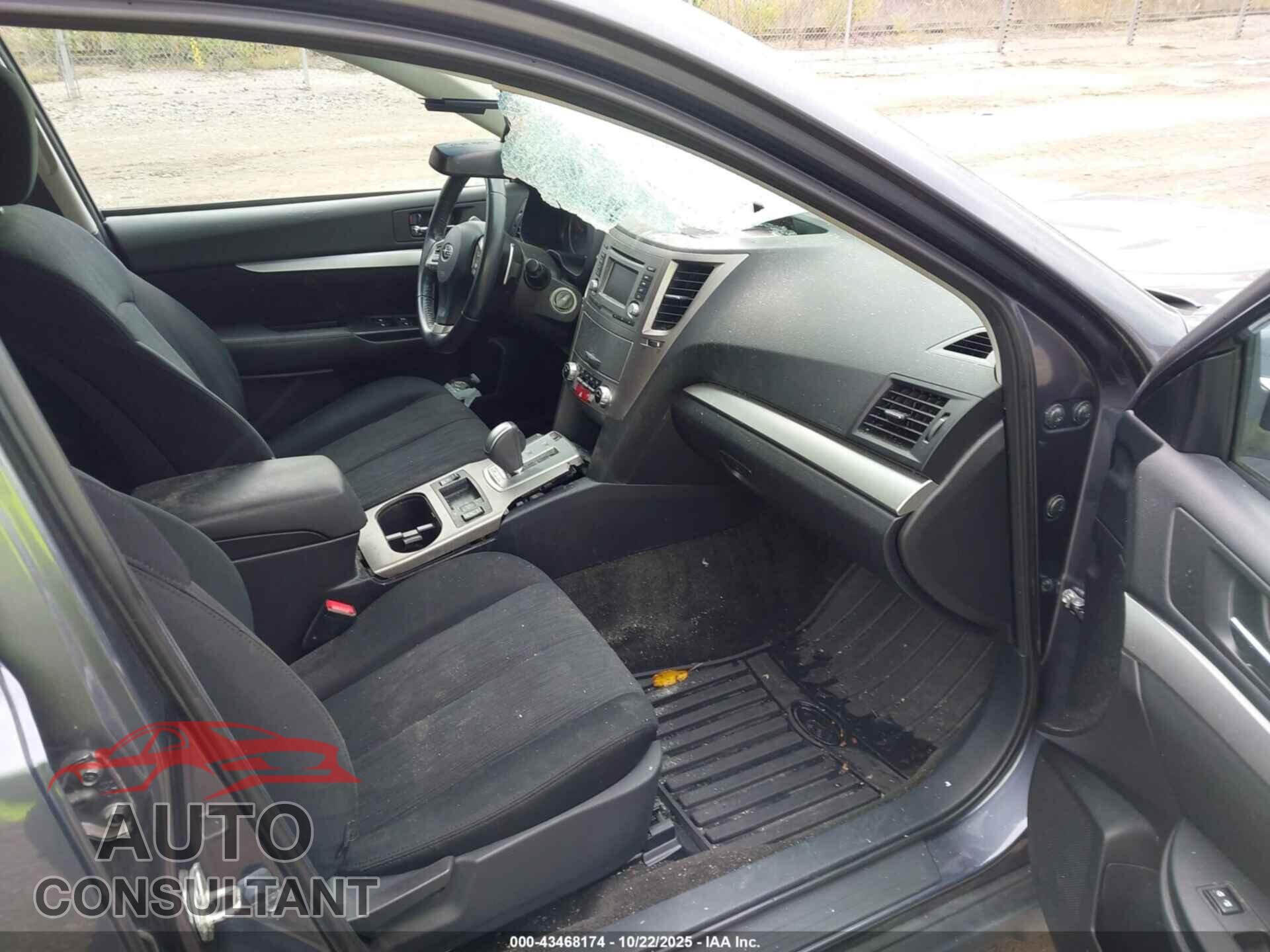 SUBARU OUTBACK 2014 - 4S4BRBCC2E3227157