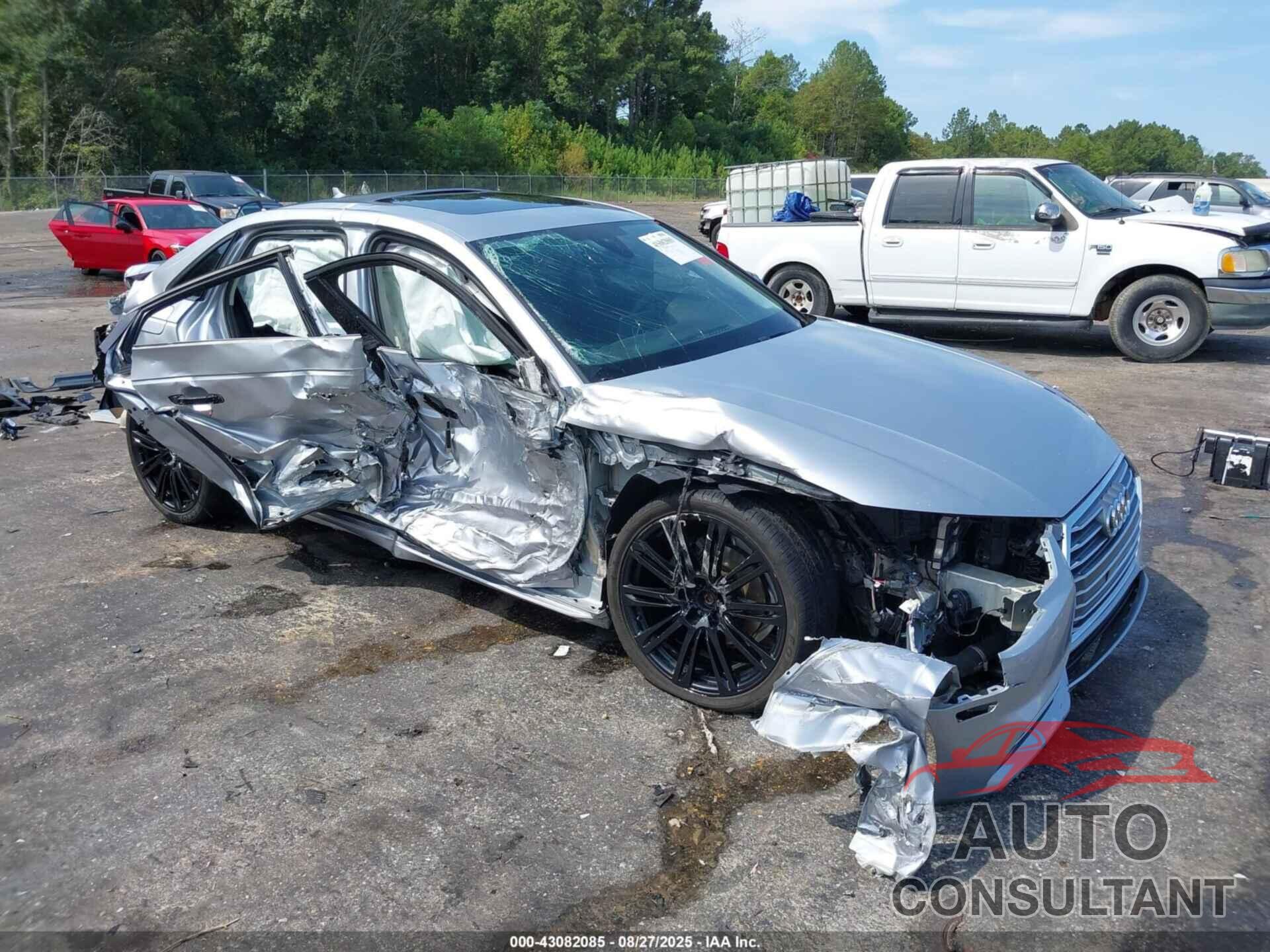 AUDI A4 2018 - WAUKMAF46JA142262