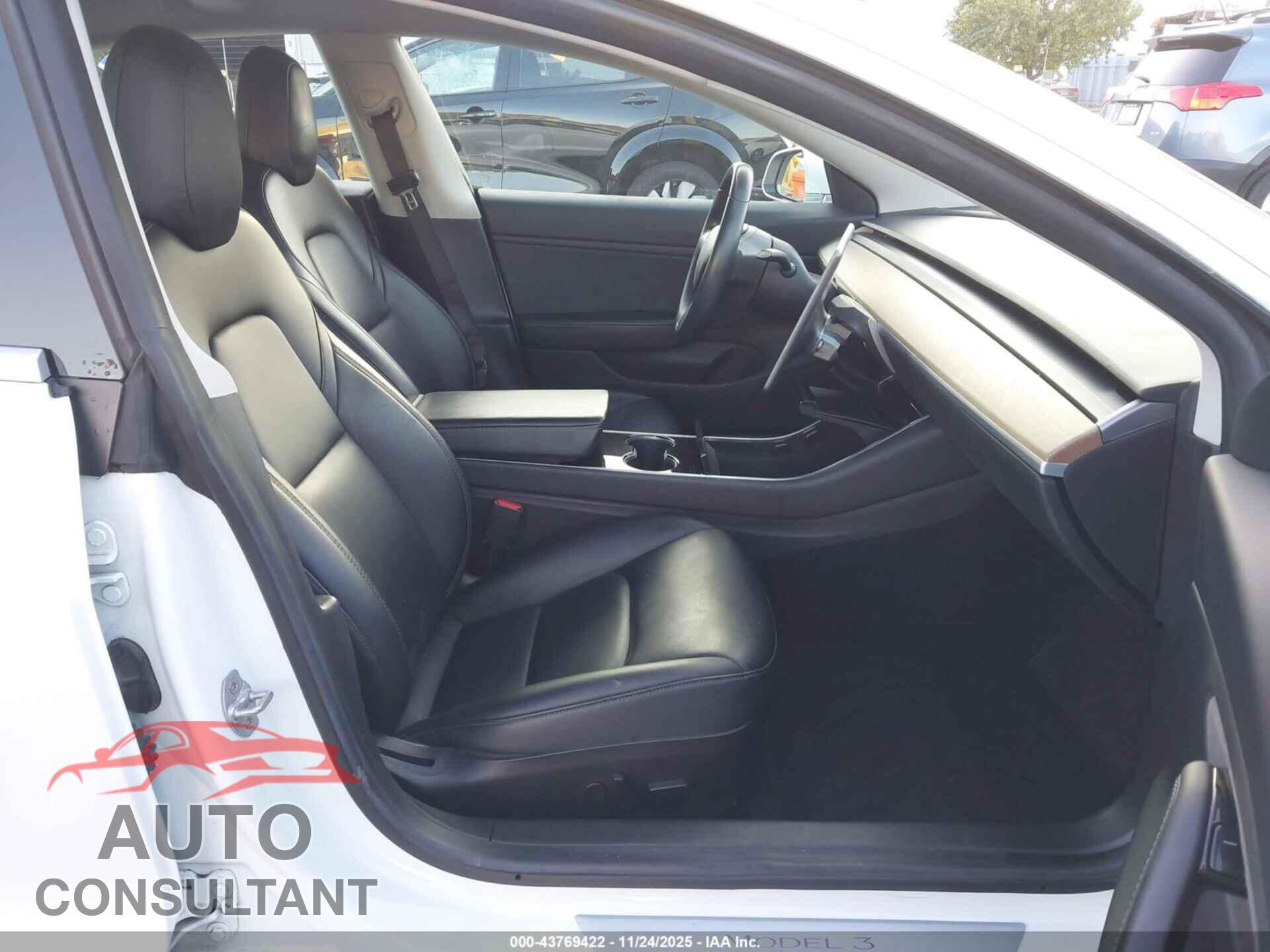 TESLA MODEL 3 2019 - 5YJ3E1EA8KF401614