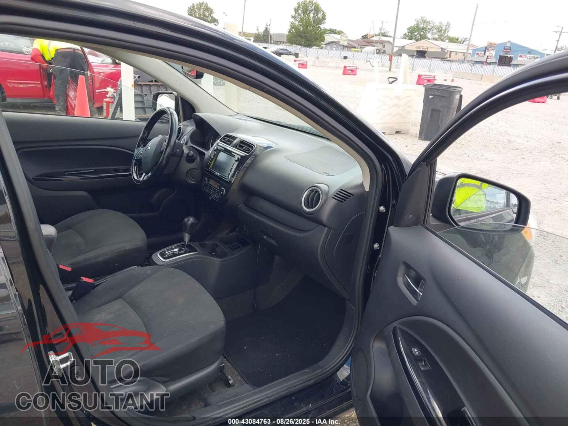 MITSUBISHI MIRAGE G4 2017 - ML32F4FJ5HHF11348