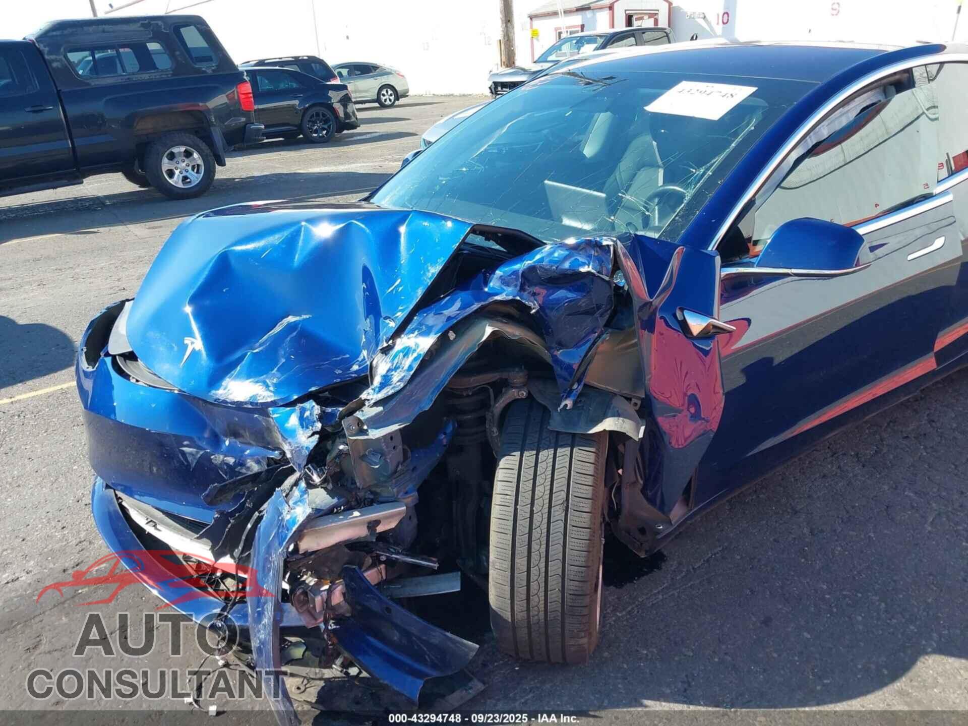 TESLA MODEL 3 2018 - 5YJ3E1EB4JF187342