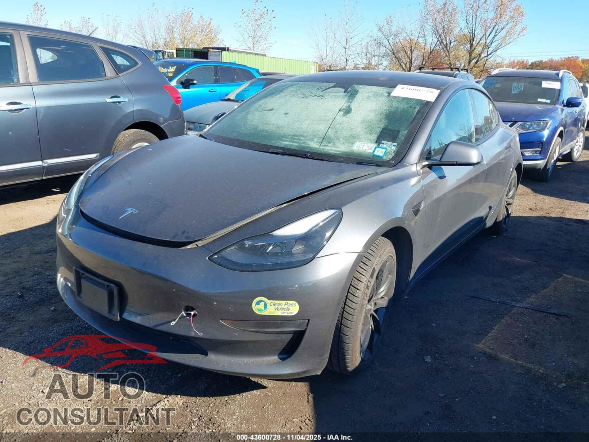 TESLA MODEL 3 2023 - 5YJ3E1EC2PF681555