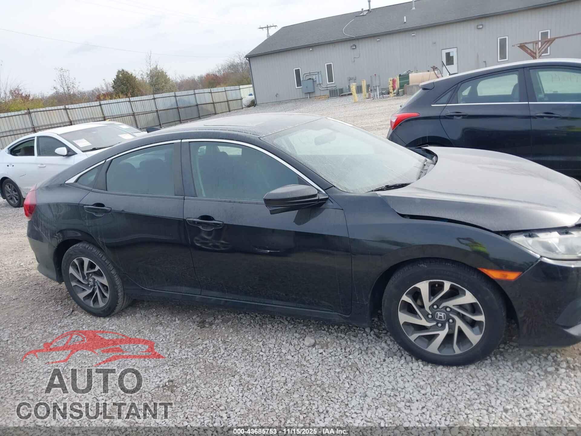 HONDA CIVIC 2017 - 2HGFC2F77HH558471