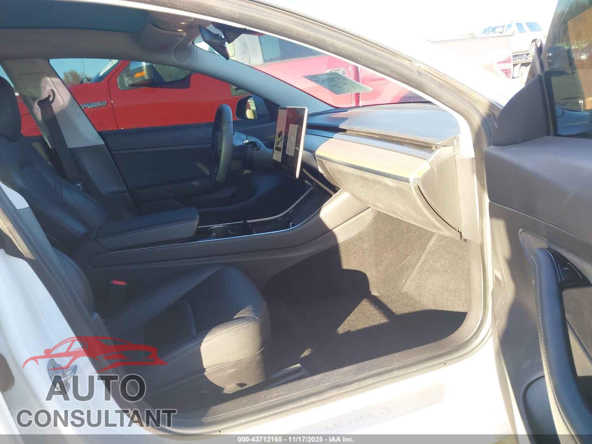 TESLA MODEL 3 2020 - 5YJ3E1EA5LF612819